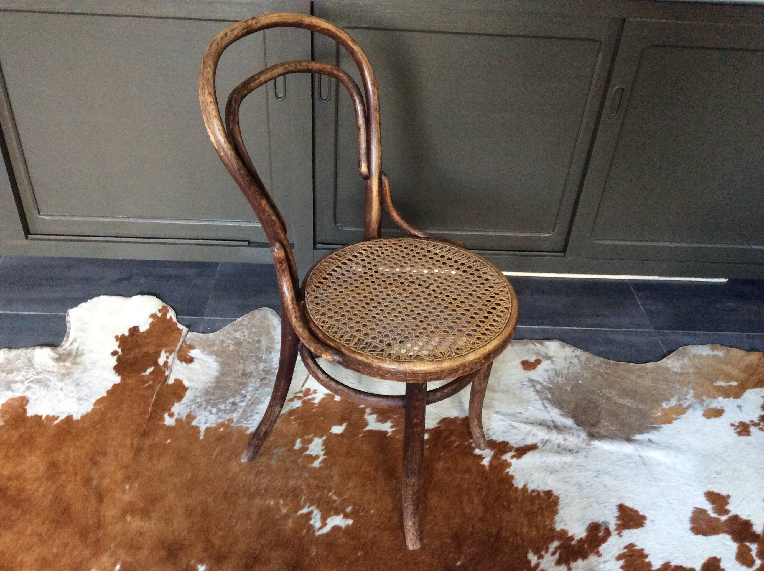 Hoffmann bistro chair