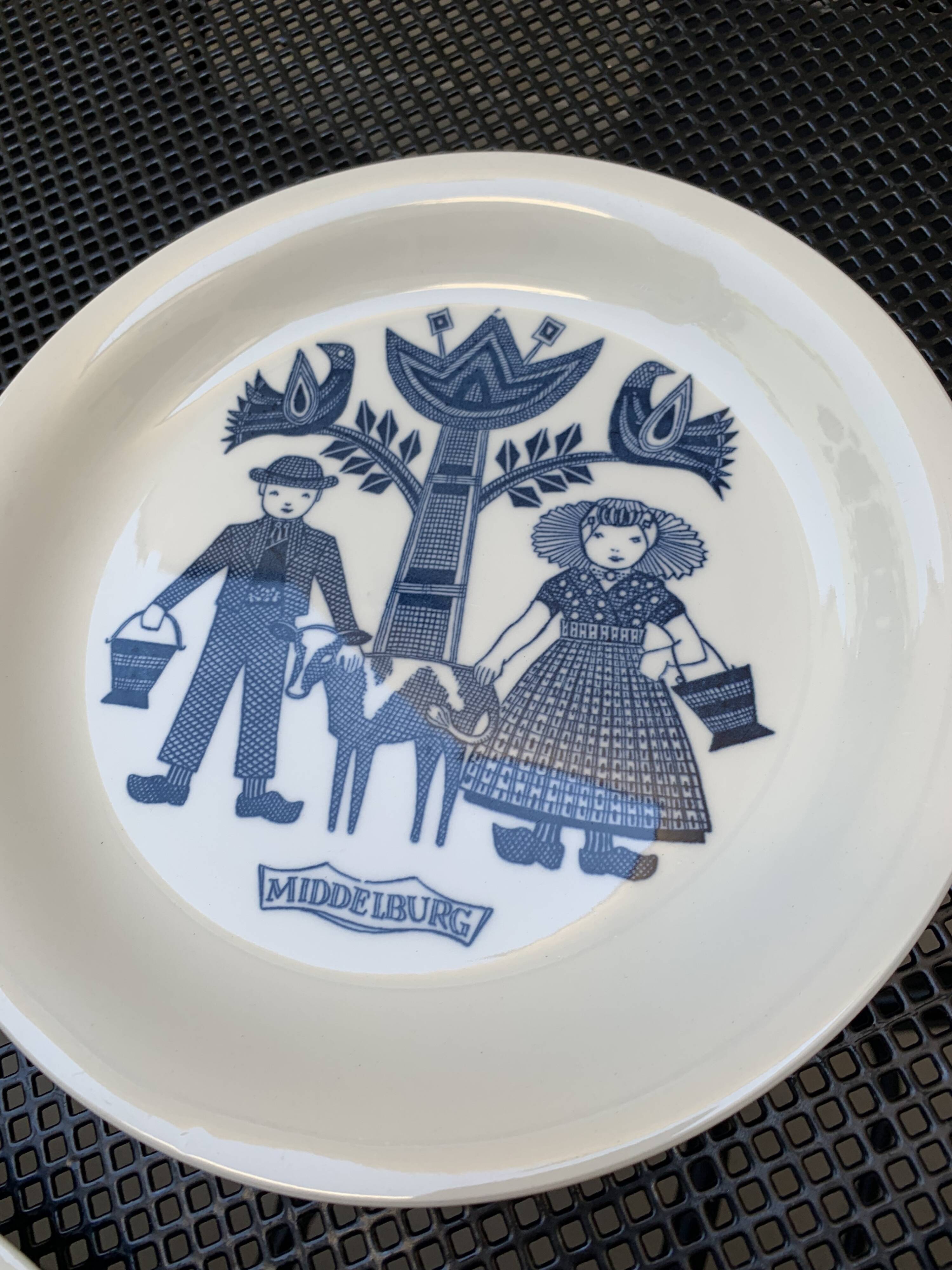 Set of five royal sphinx dessert plates Maastricht 1960s