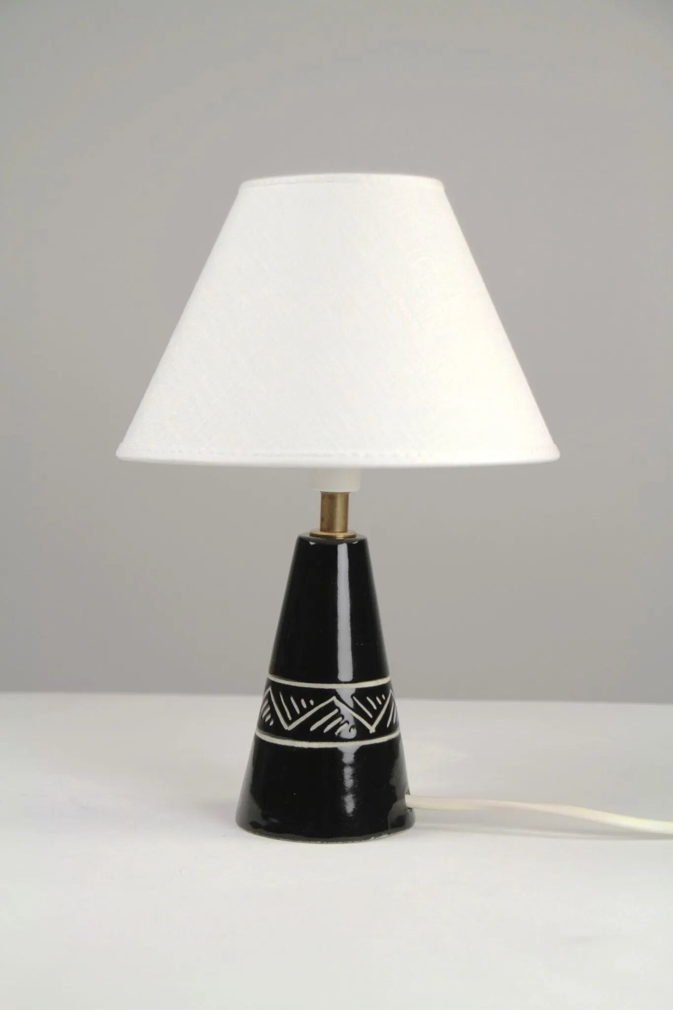 Black ceramic table lamp with sgraffito detail, Scandinavia, 1960s/1970s