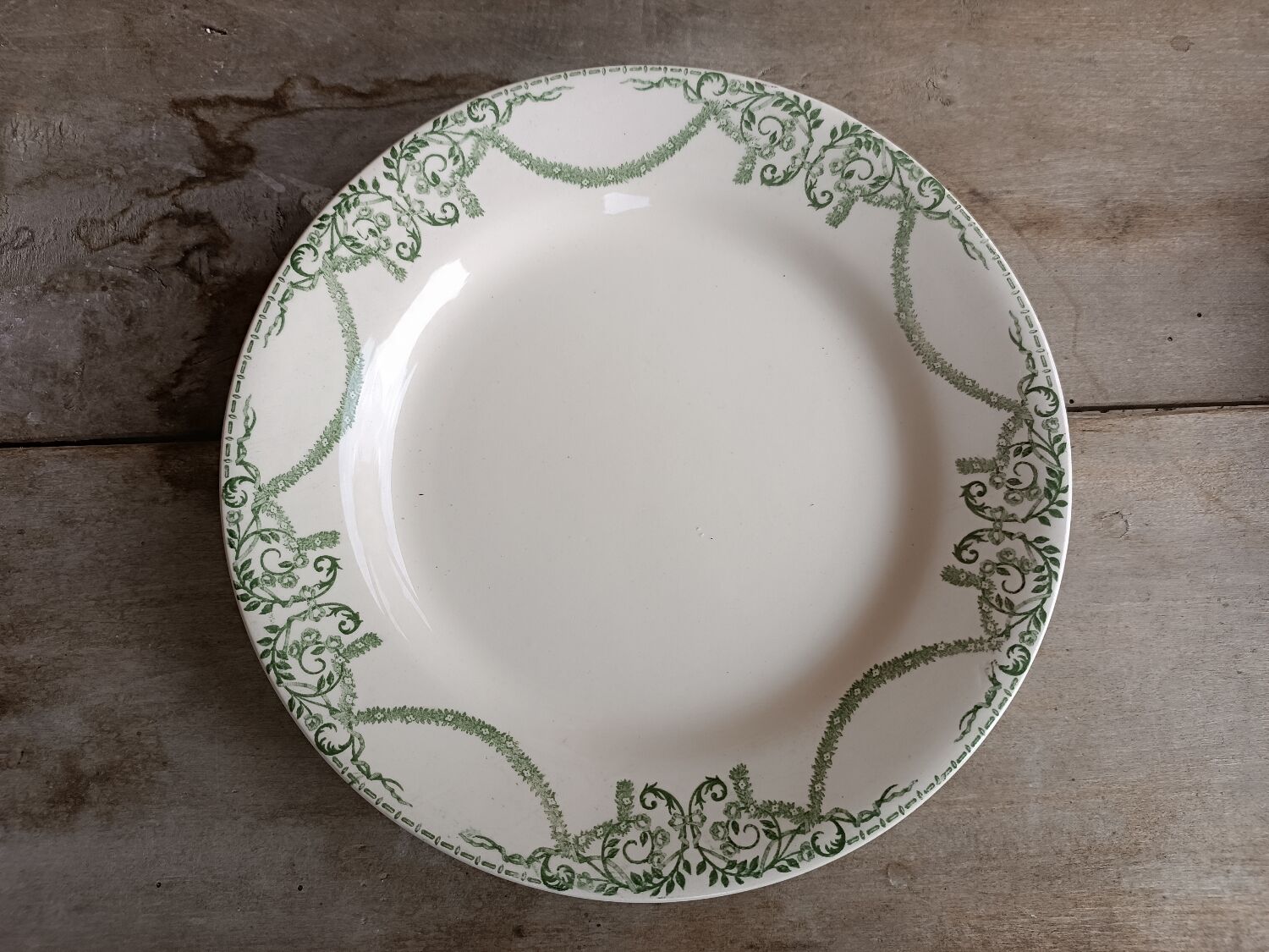 Six earthenware plates Napoleon, Creil and Montereau