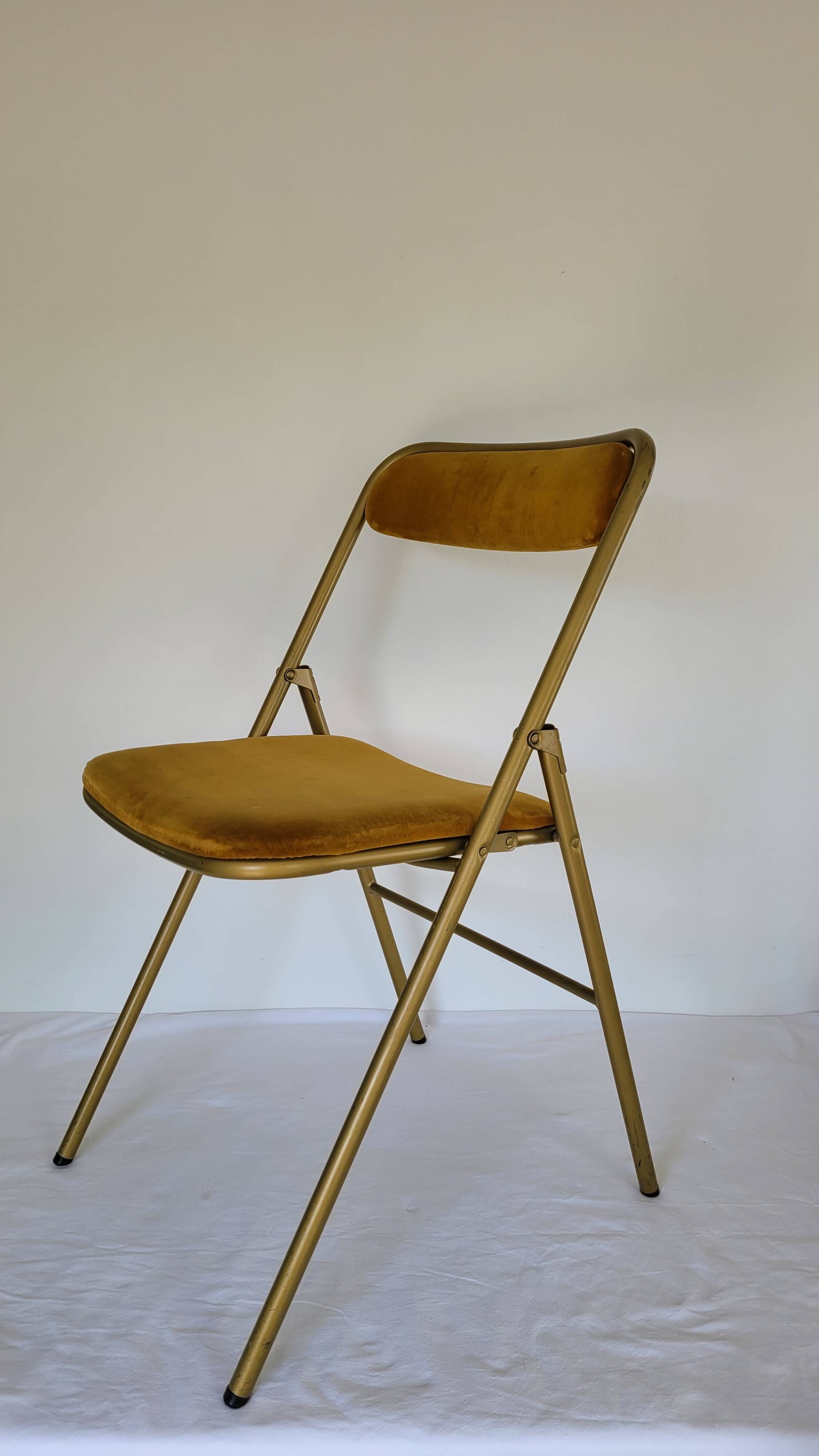 Folding chair Souvignet velvet and metal