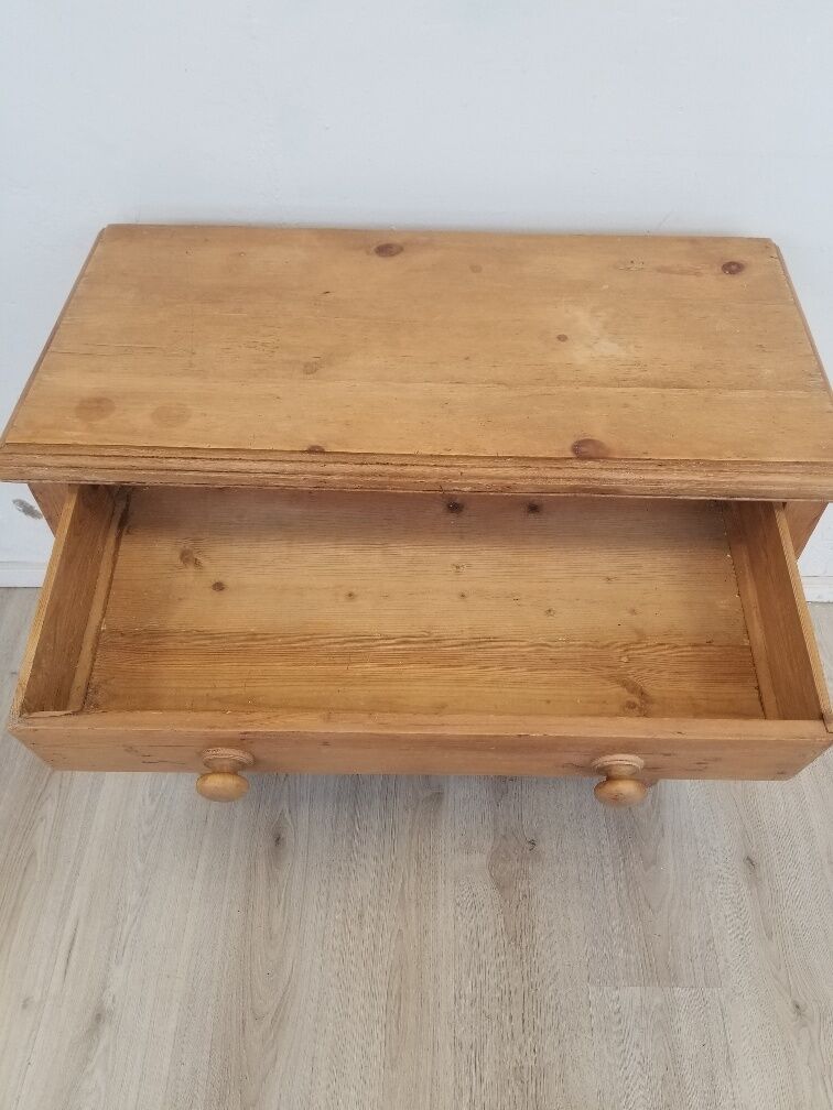 English pine dresser