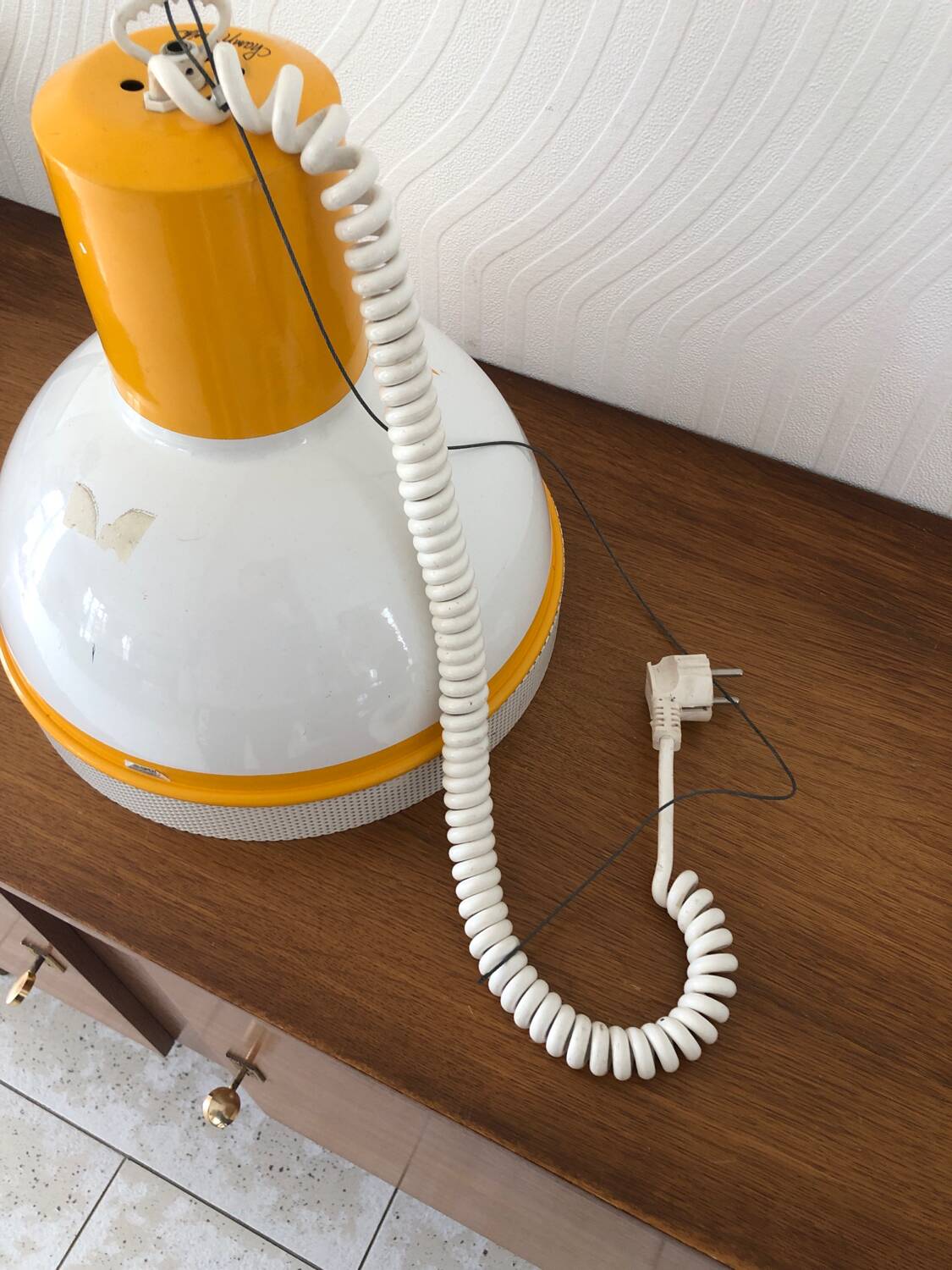 Vintage yellow Cubi Spot industrial pendant light