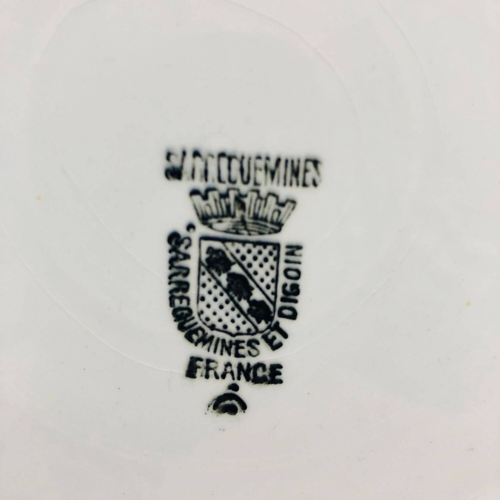 6 Assiettes Plates “Sarreguemines & Digoin”