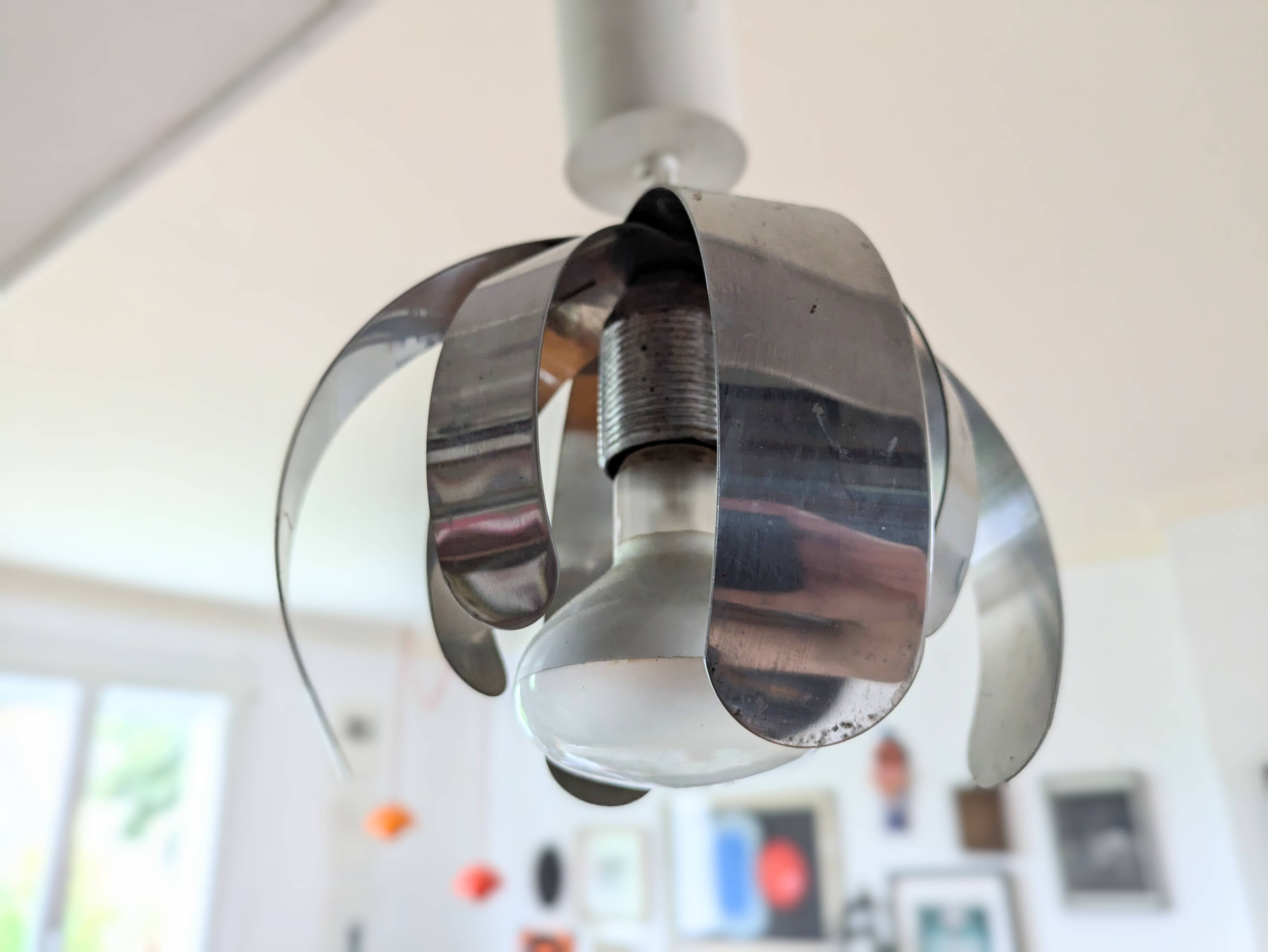 Jocelyne Trocmé design flower light pendant light from the 70s