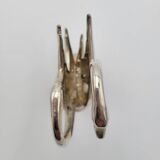 Swan letter holder in silver metal