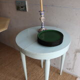 Blue side round table