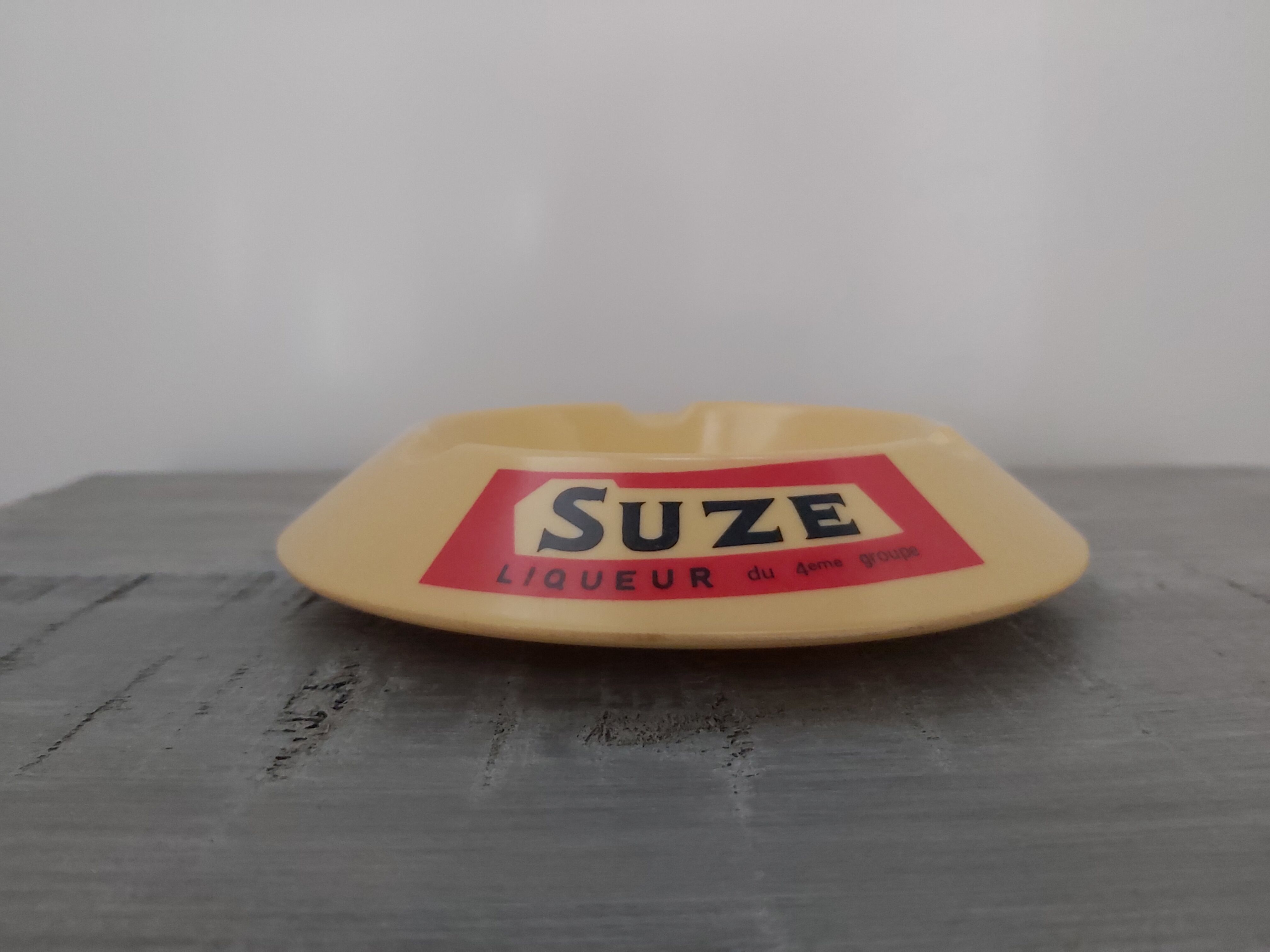 Ashtray Suze