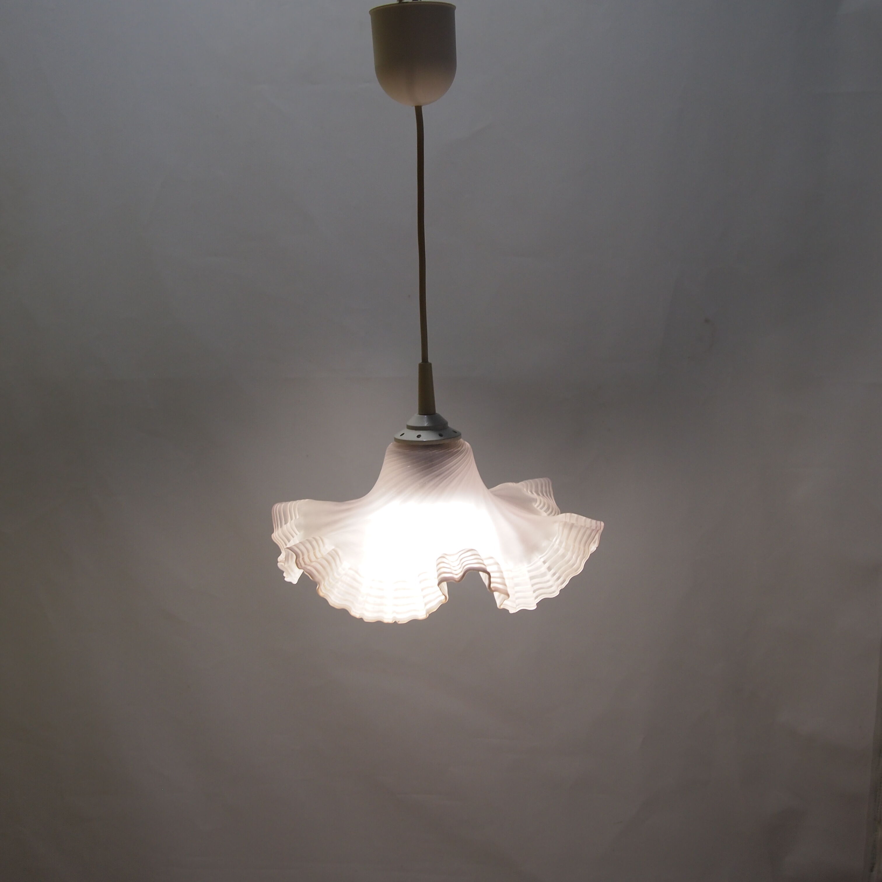 Lace hanging lamp