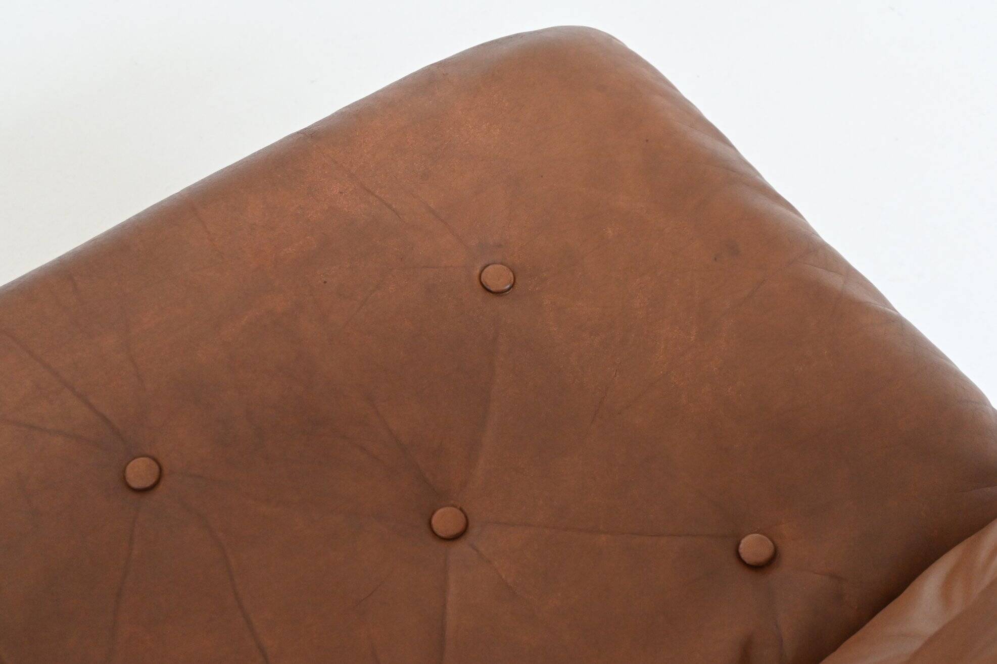 Kho Liang Ie model C683 two-seater sofa Artifort The Netherlands 1968