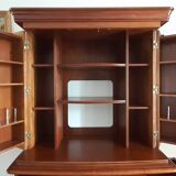 Closed computer office