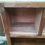 Two-door shelf buffet