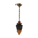 Hanging in glass paste