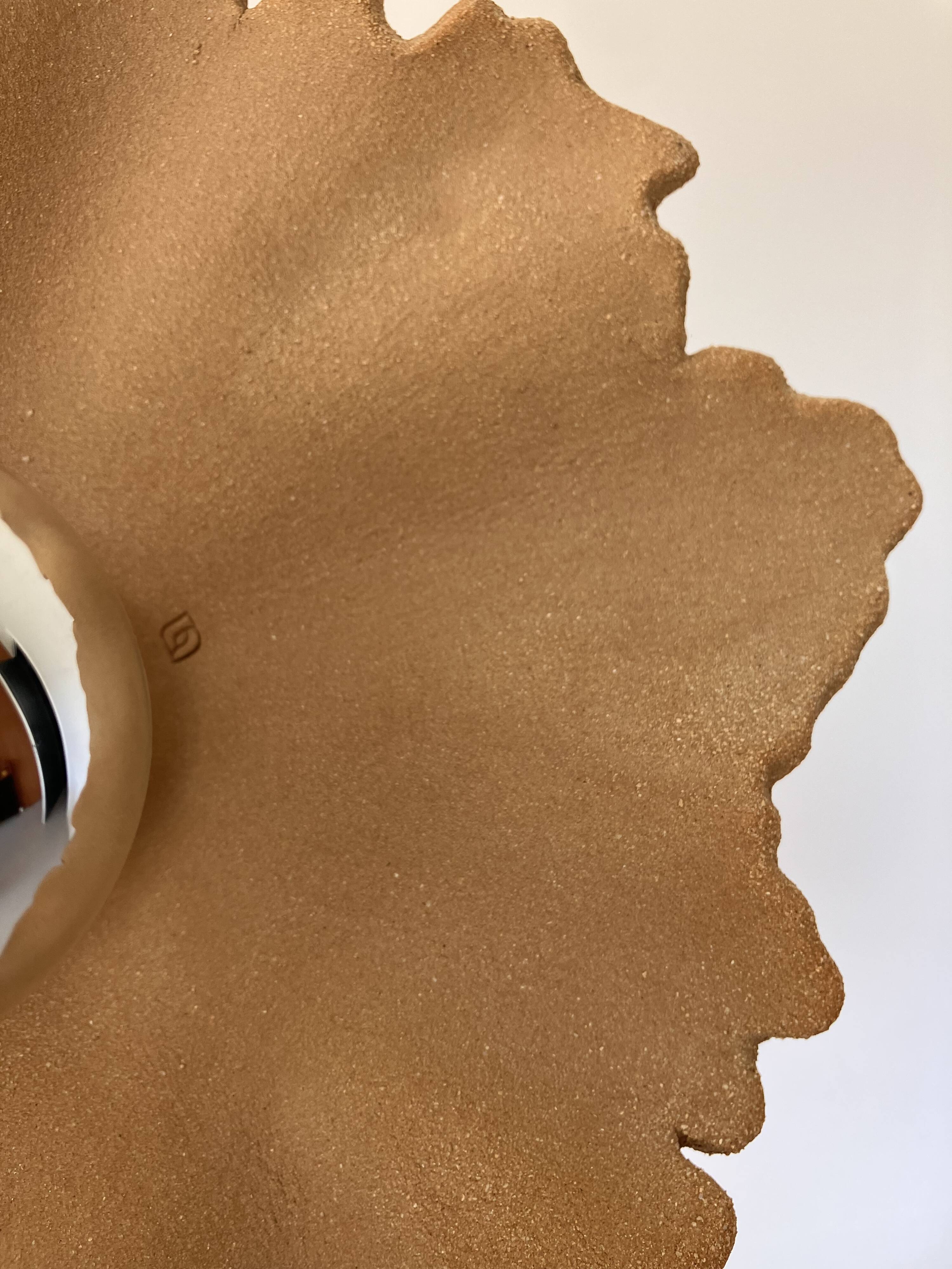 Mid-Century style ceramic flower suspension - beige stoneware