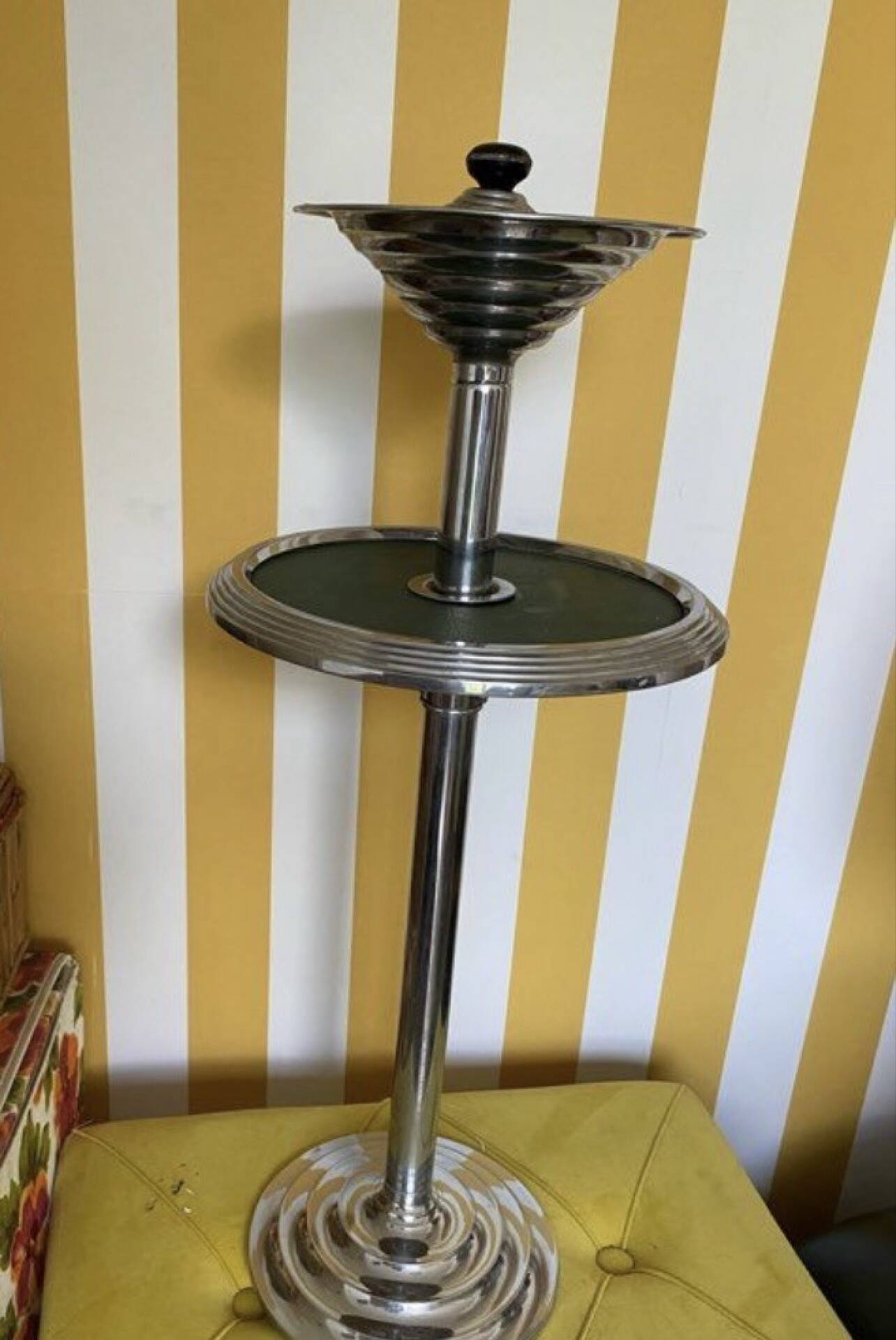 Ancien cendrier sur pied Art déco