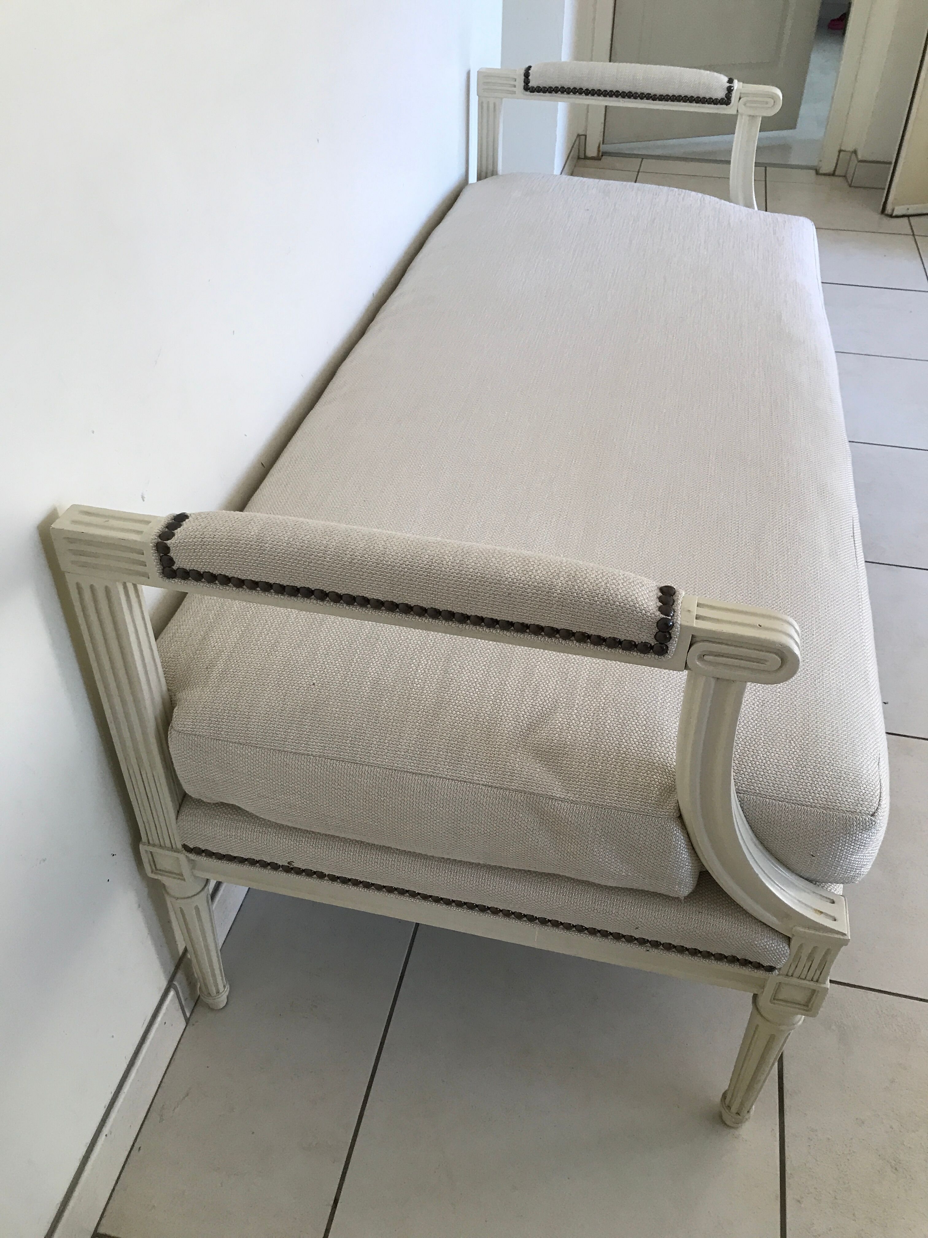 Updated bed end bench 3 seats baroque style