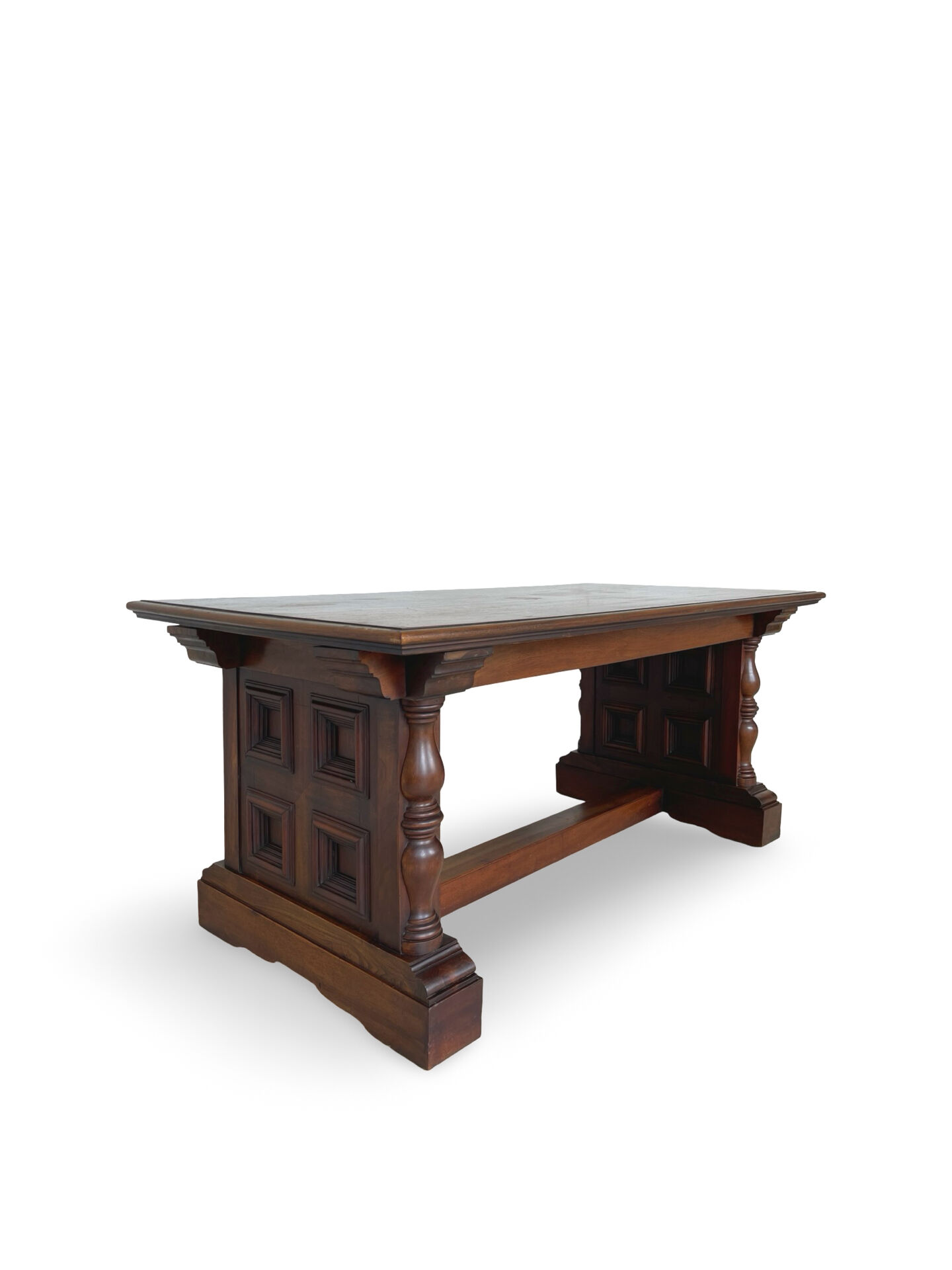 La table à manger extensible de haute qualité de style Renaissance italienne,