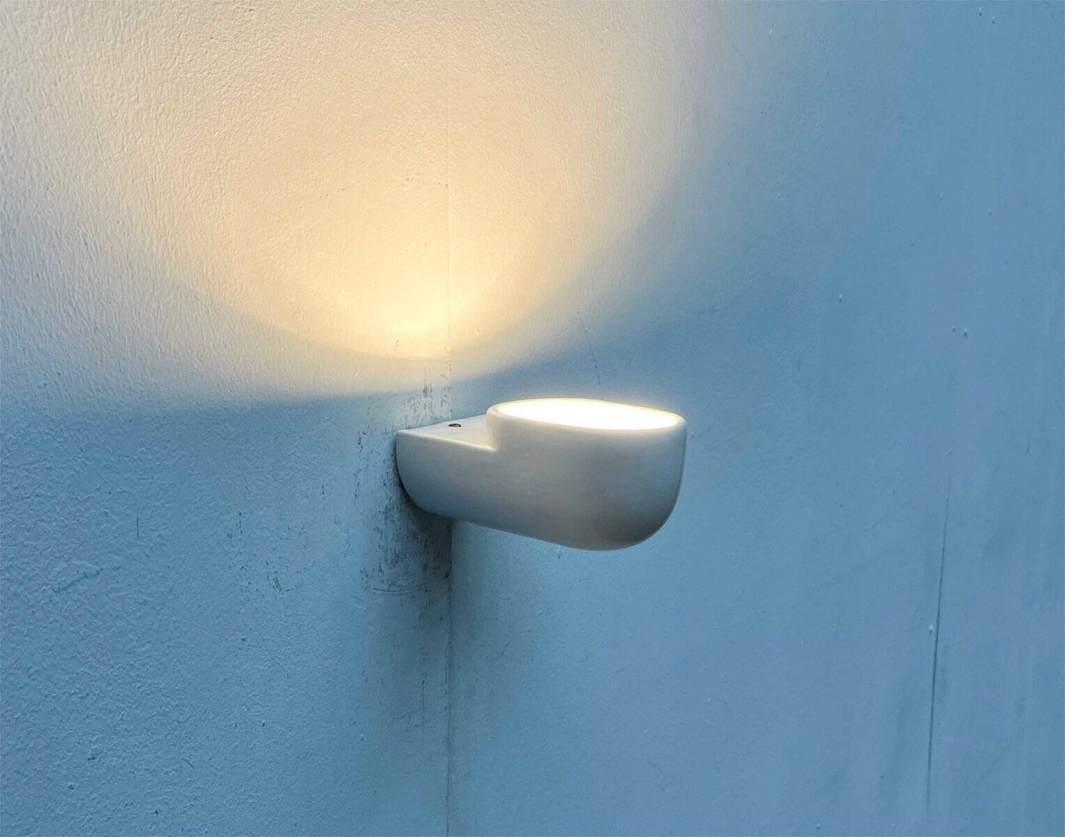 Pafo wall sconces from the Italian space age mid-century in ceramic by Ernesto Gismondi for Artemide, 1970s, set of 2.