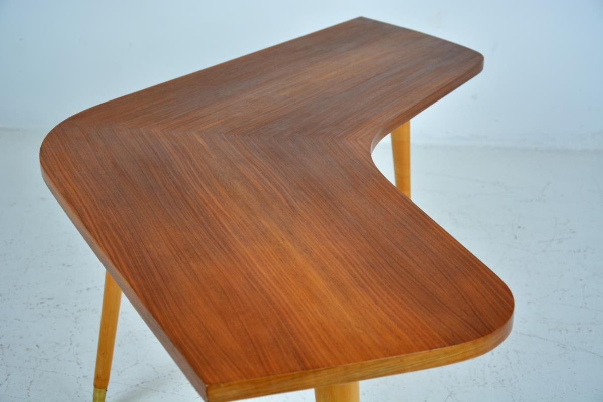 Coffee table 'boomerang' free-form dating back to the 1960s