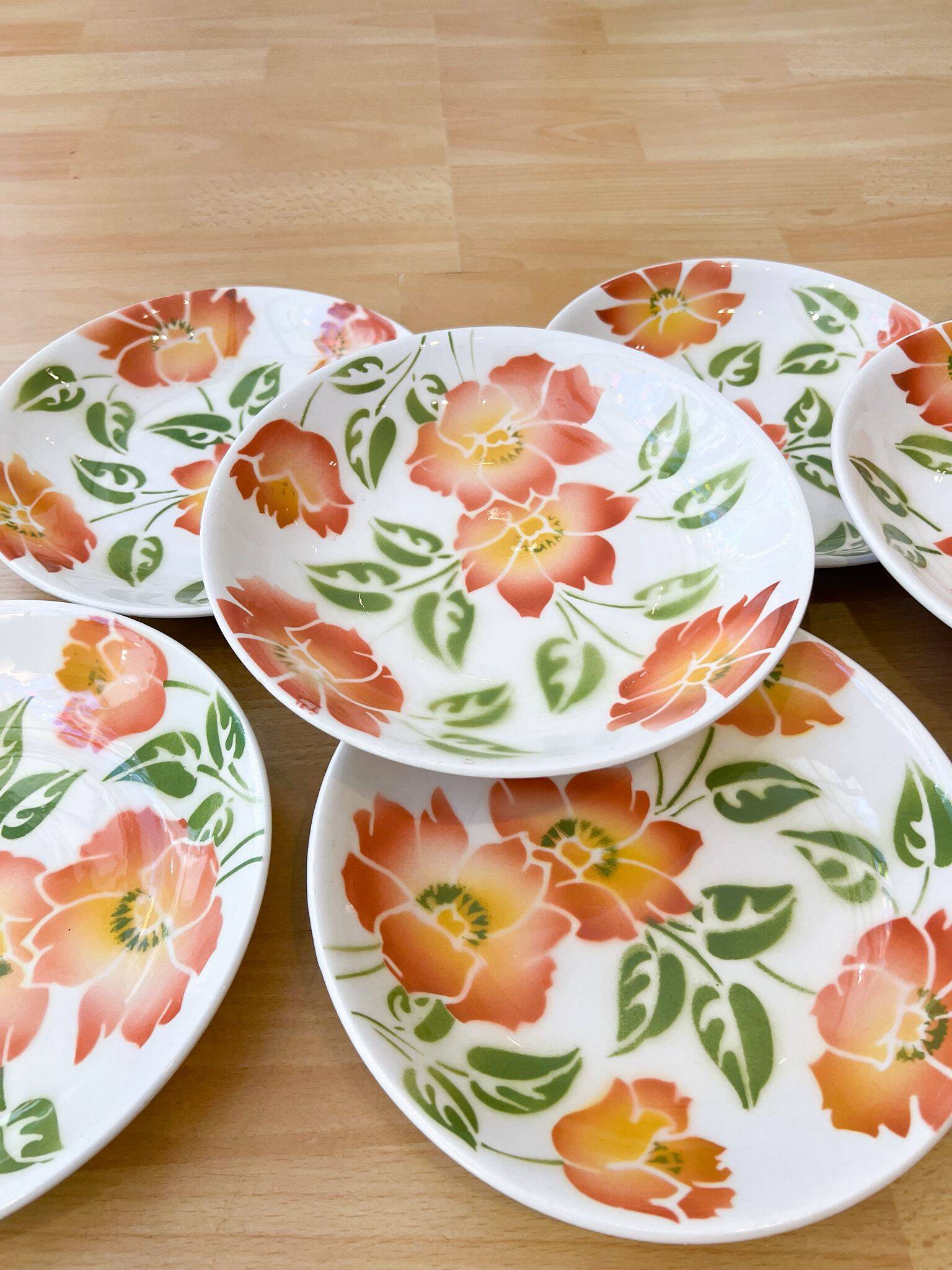 8 deep plates Moulin des Loups