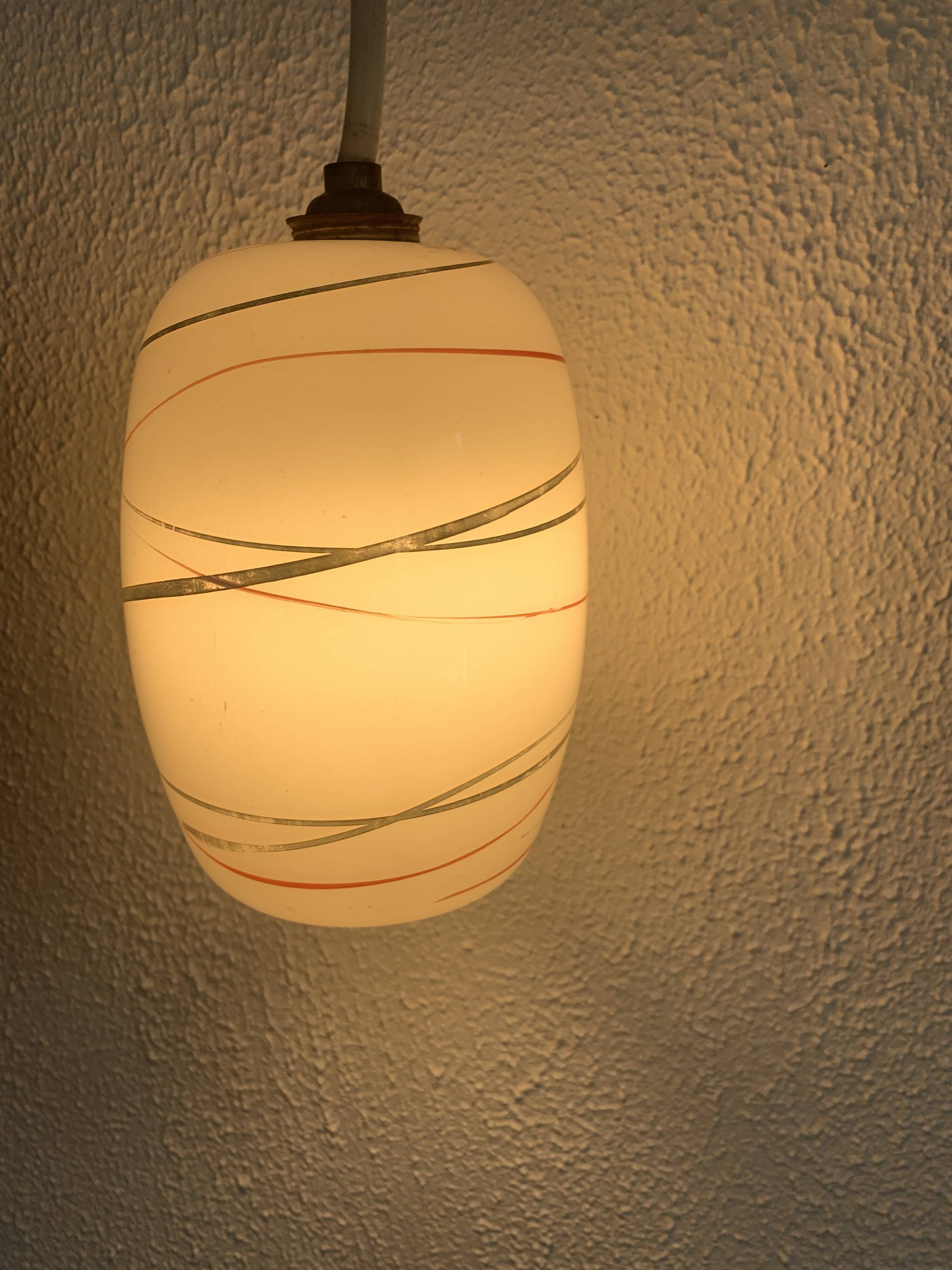 Vintage 1960 red and gold opaline suspension - 16 x 11 cm