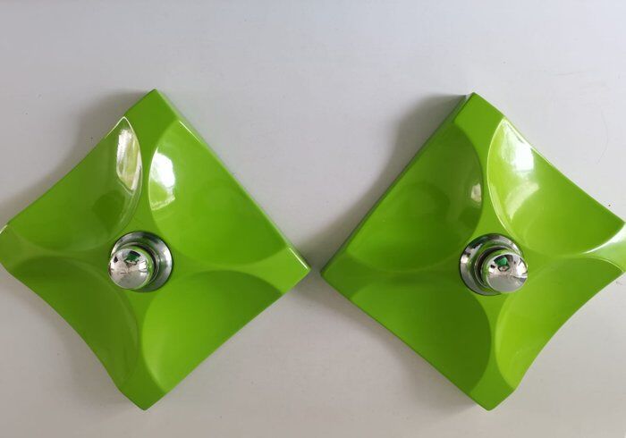 Pair of Italian sconces - Fael "Scudo"