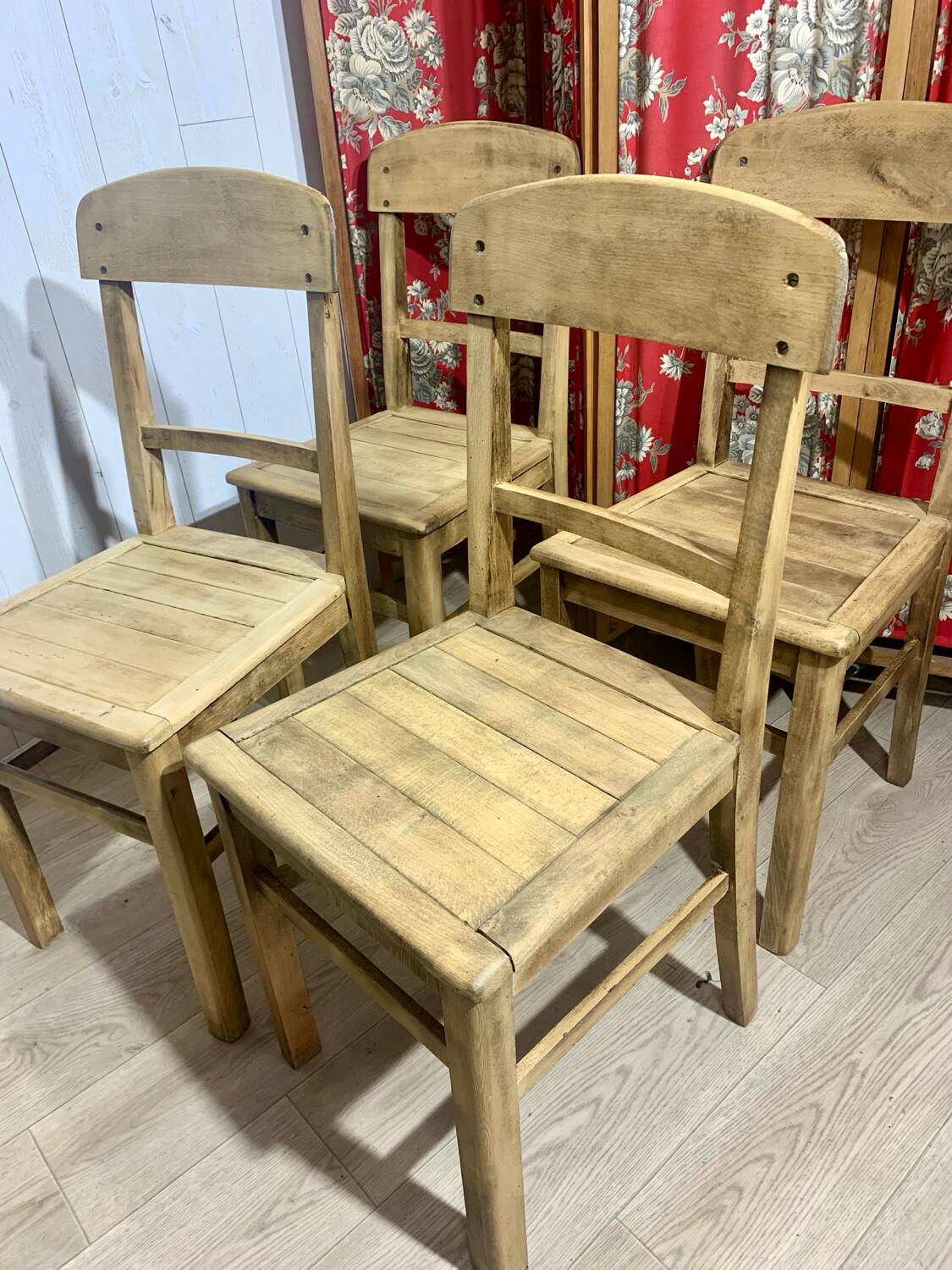 Lot de chaise