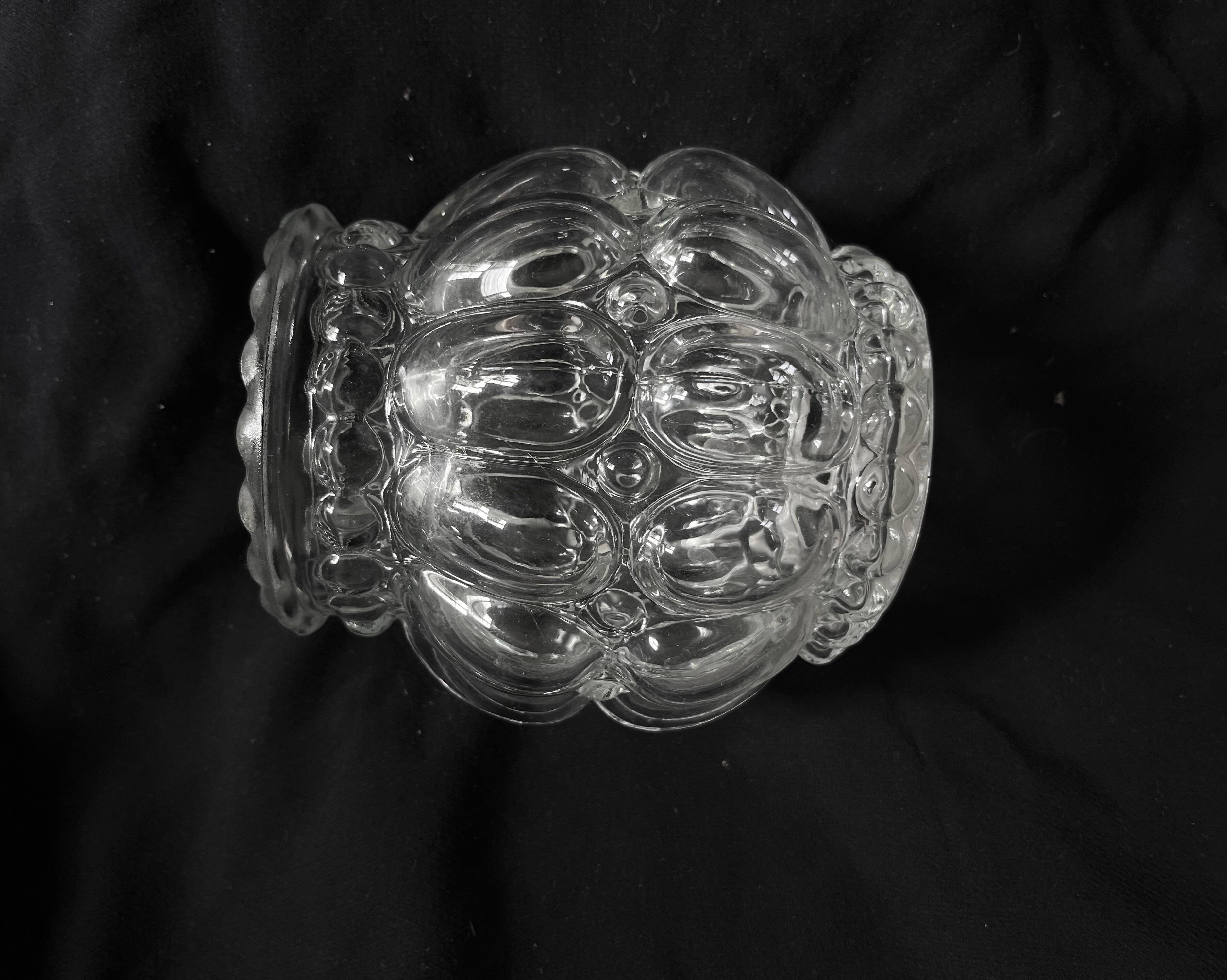 Small bell-shaped suspension in lily of the valley bubble glass