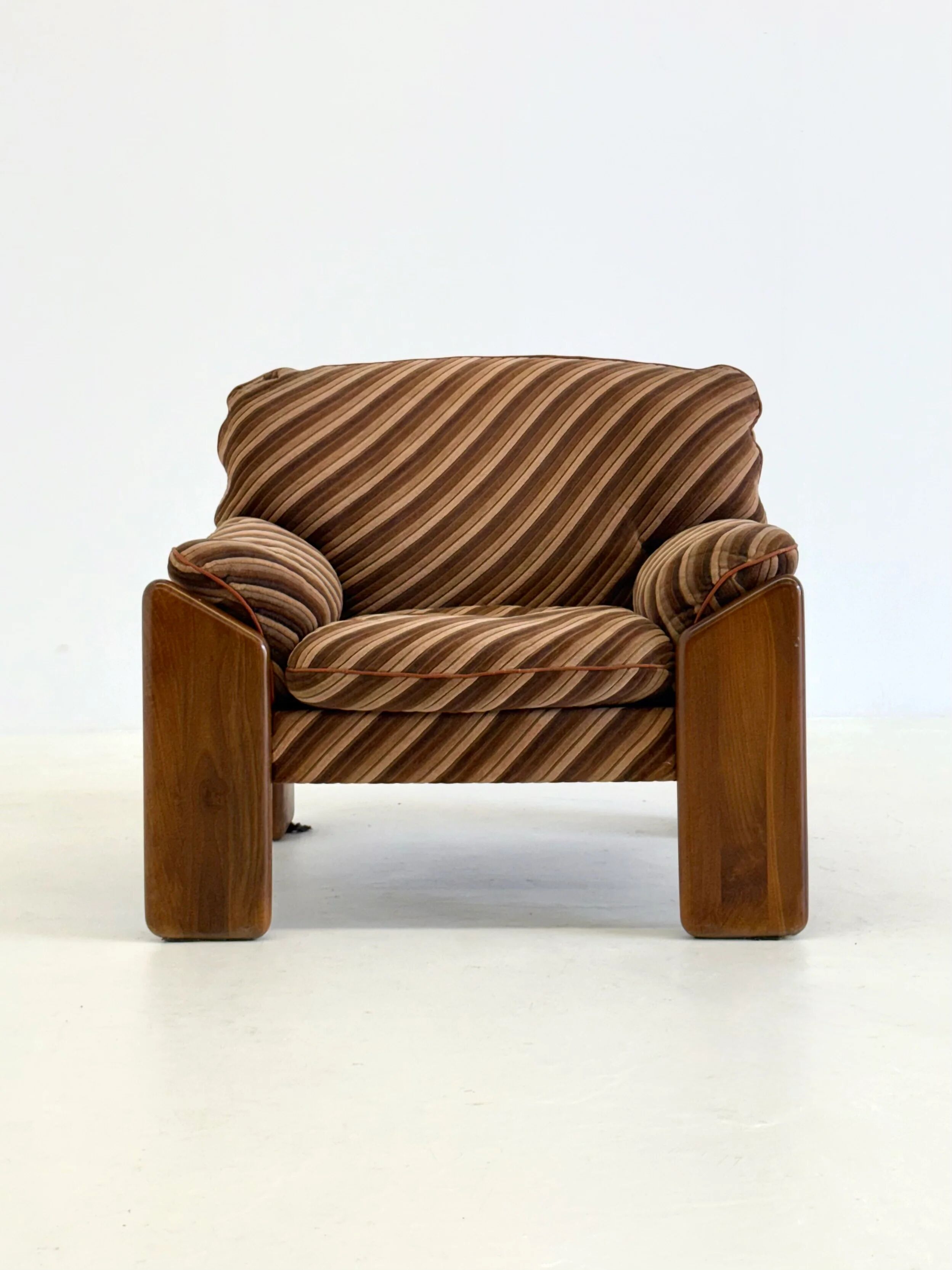 Sapporo chair by Mario Marenco for Mobil Girgi striped