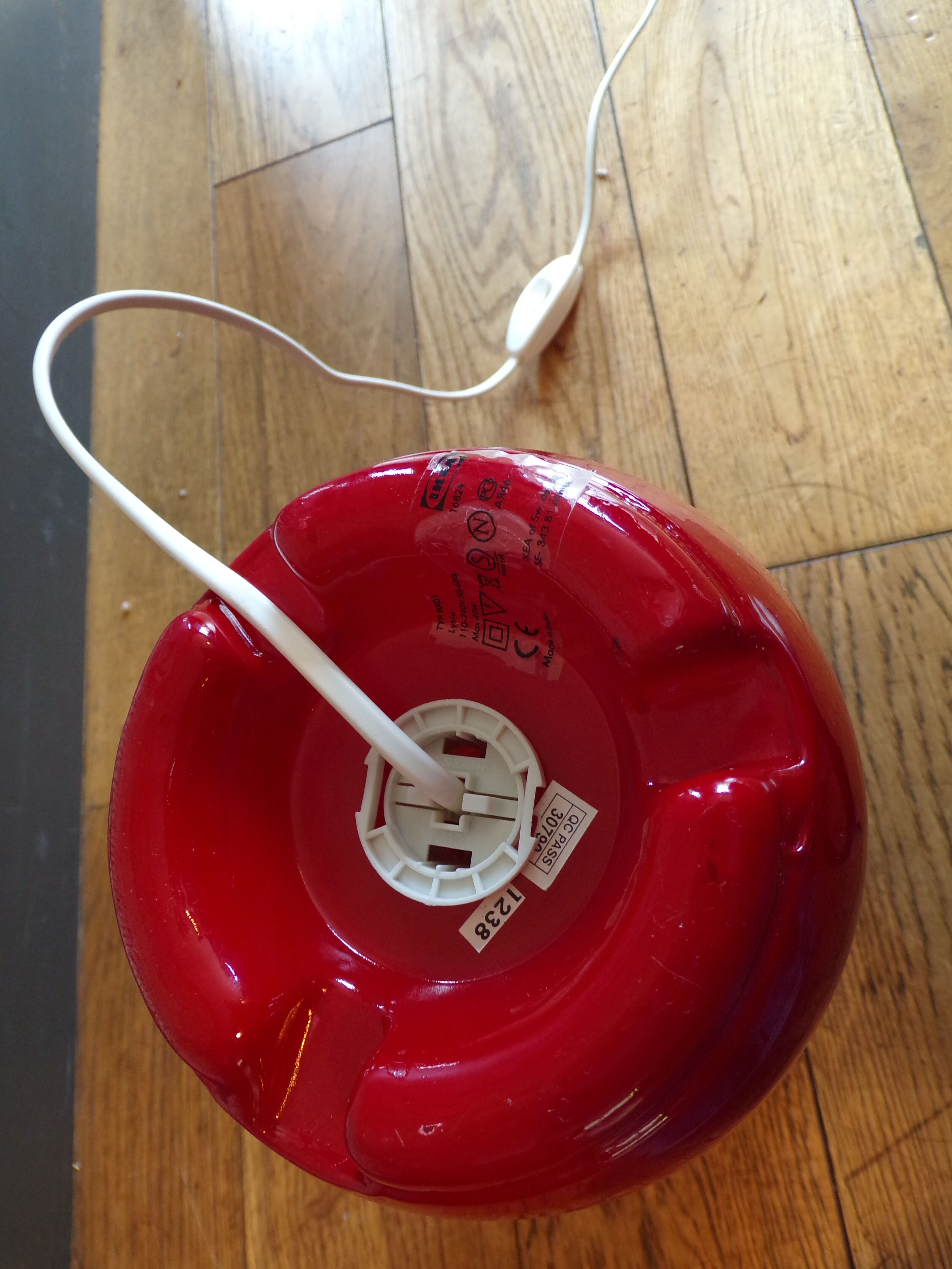 Lampe Ikea Lykta rouge