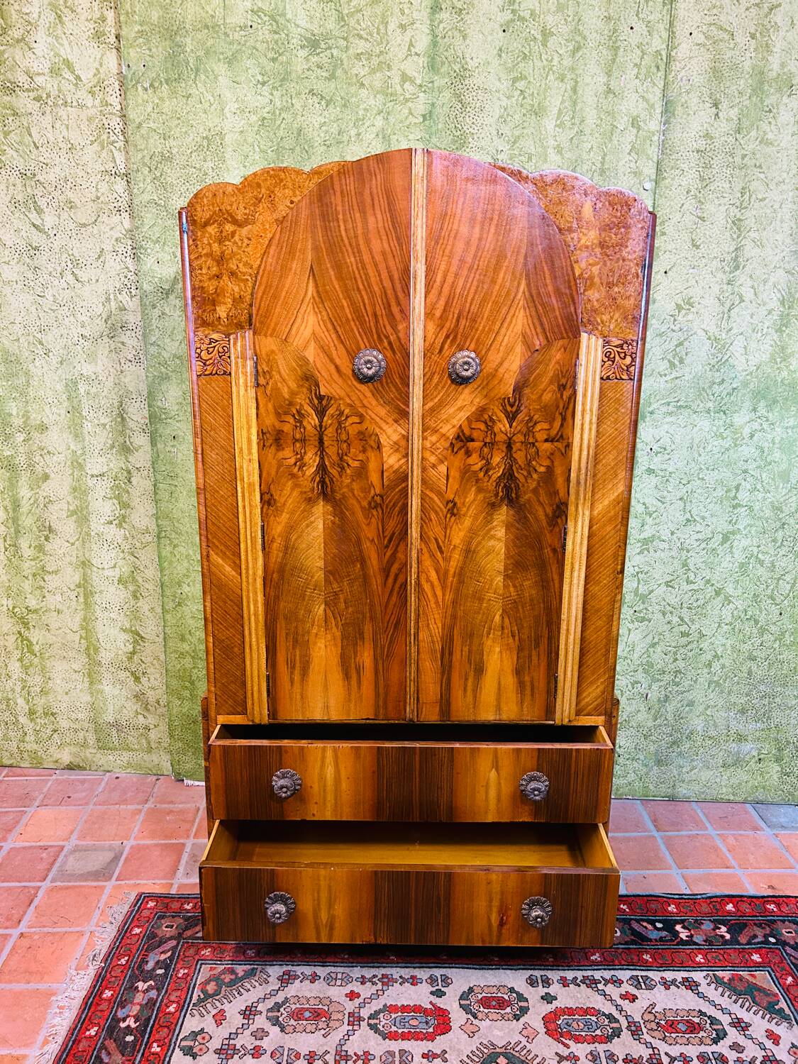 Art decó vintage Brocante burr walnut compactum wardrobe 1920-1930