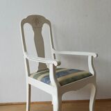 White throne / chair sweden