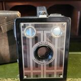 Brownie junior six-20 vintage camera