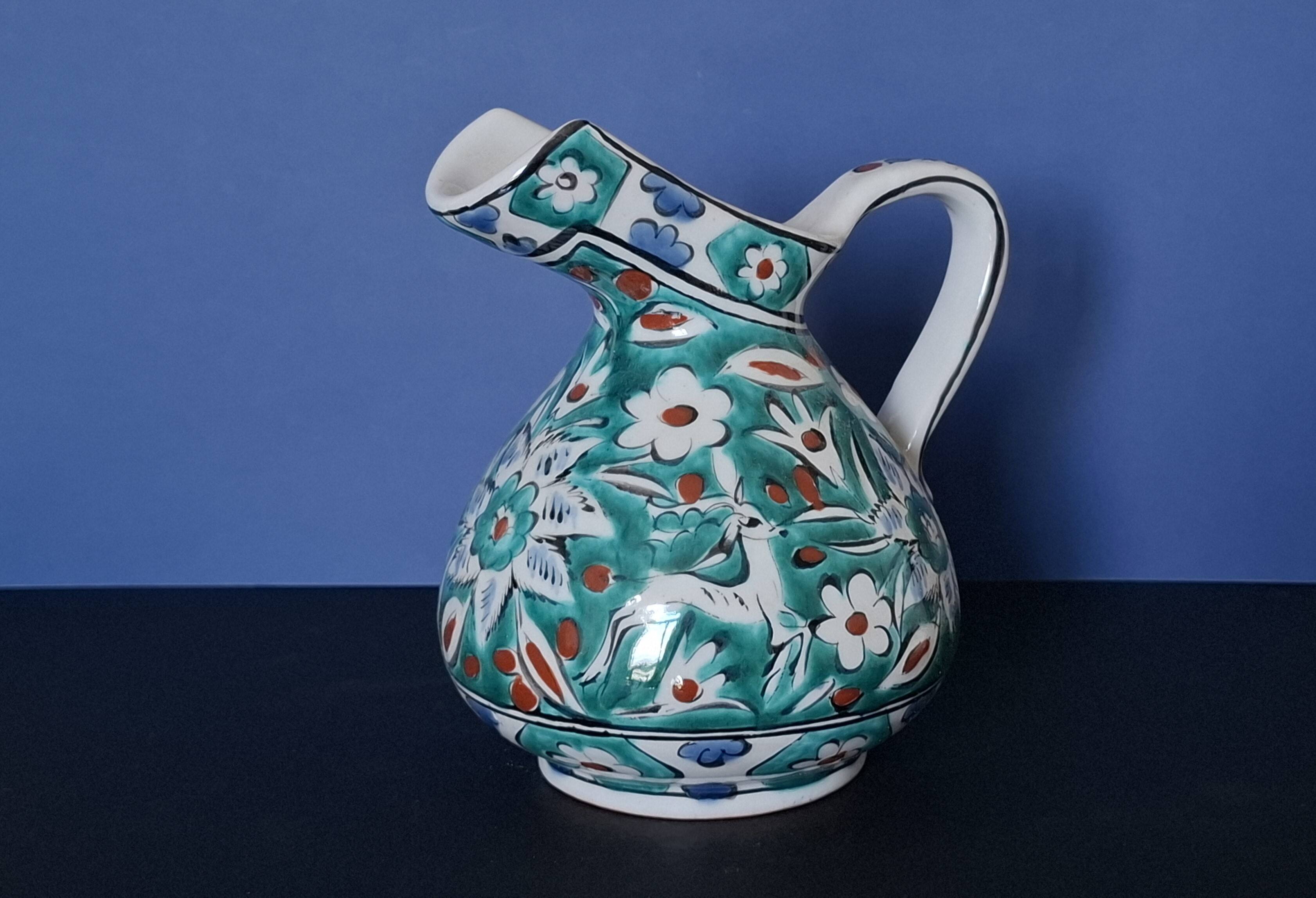 ceramic pitcher / jug