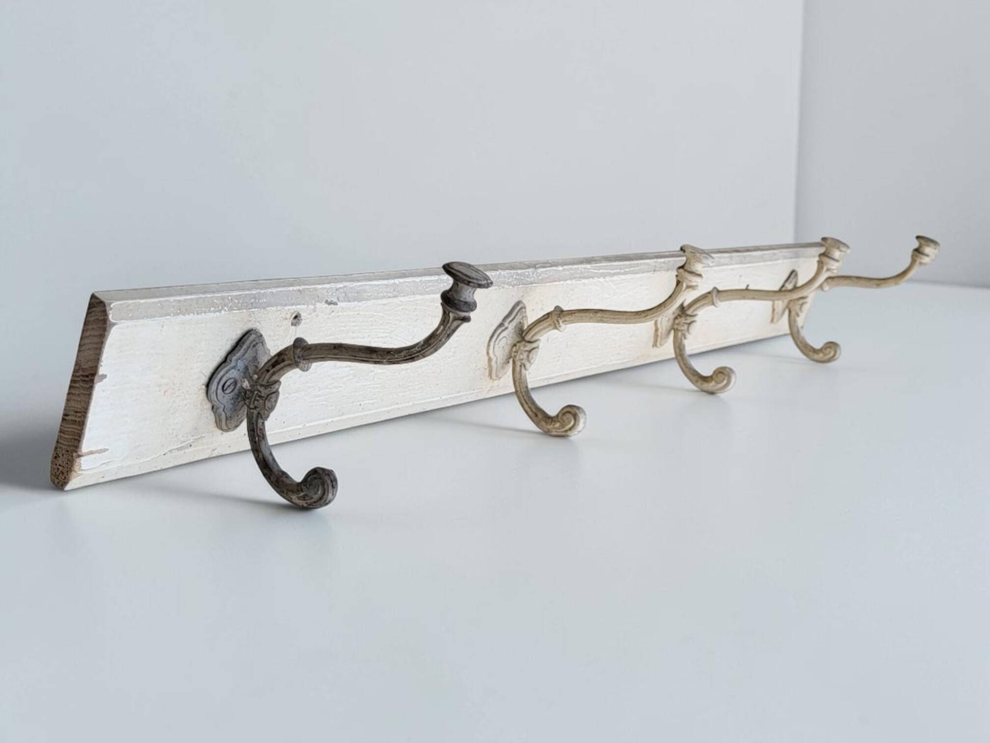 Coat rack with 4 iron hooks from 1900