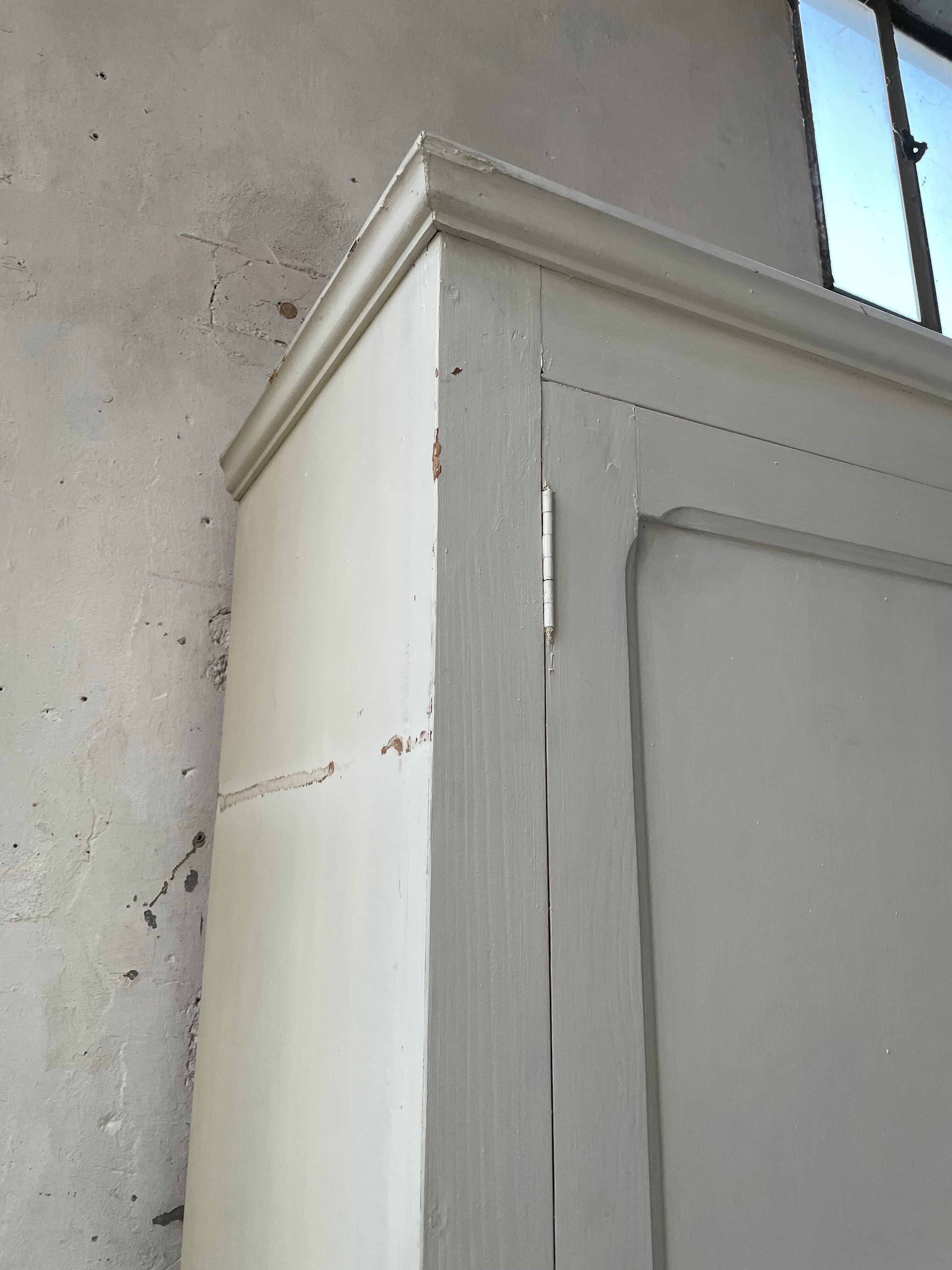 White cutter cabinet