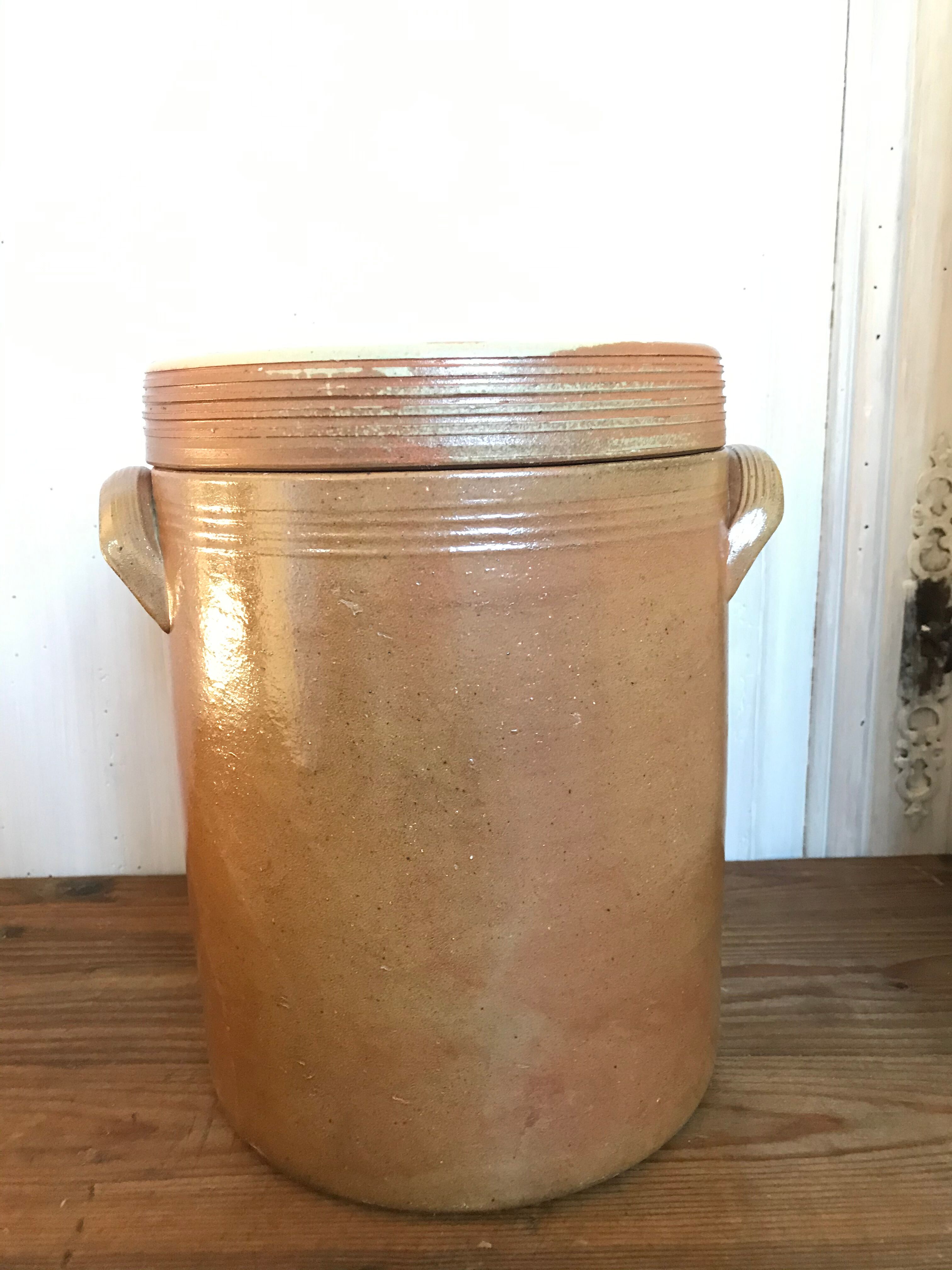 Old 4l sandstone pot