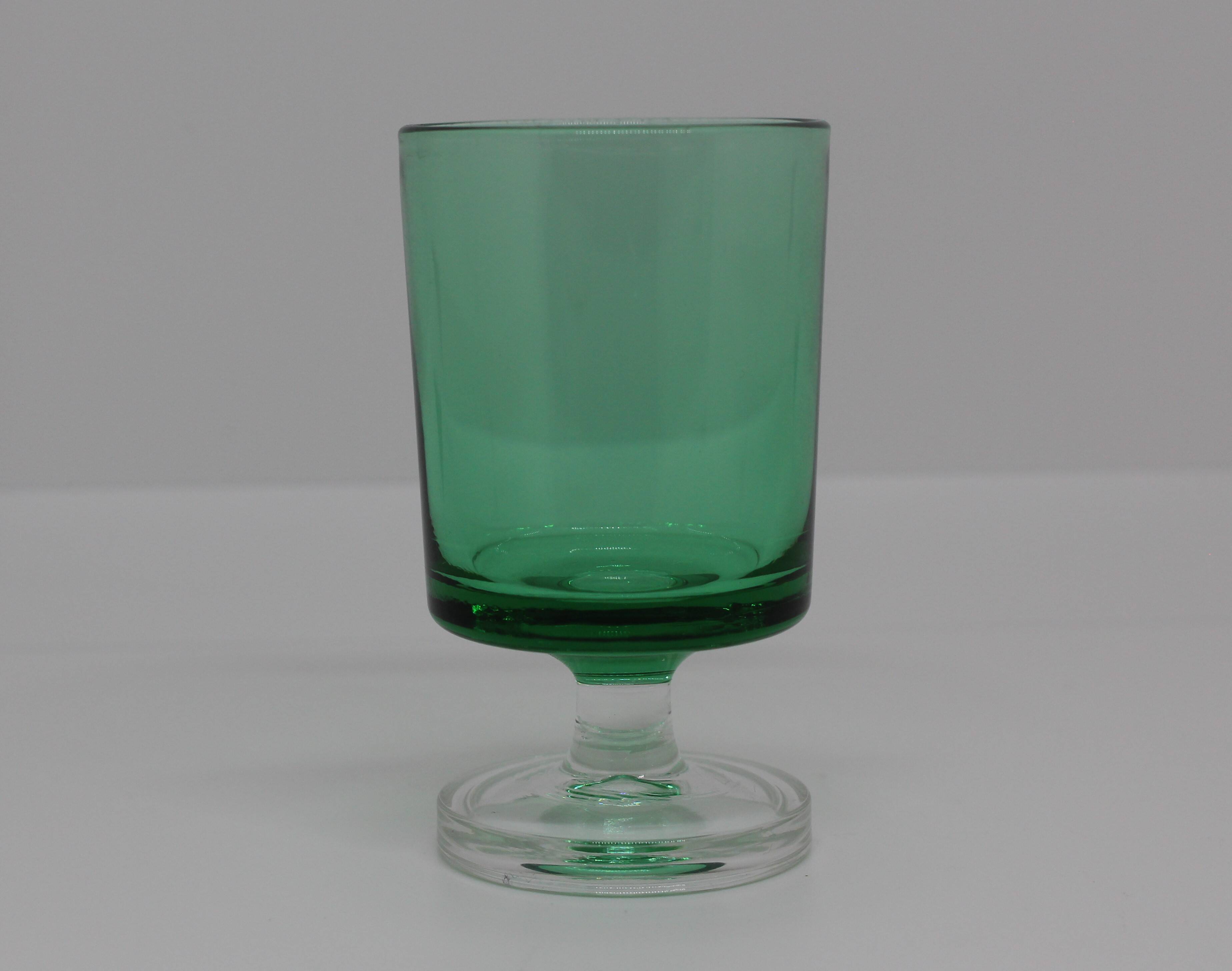 Set of 6 Luminarc green liqueur glasses