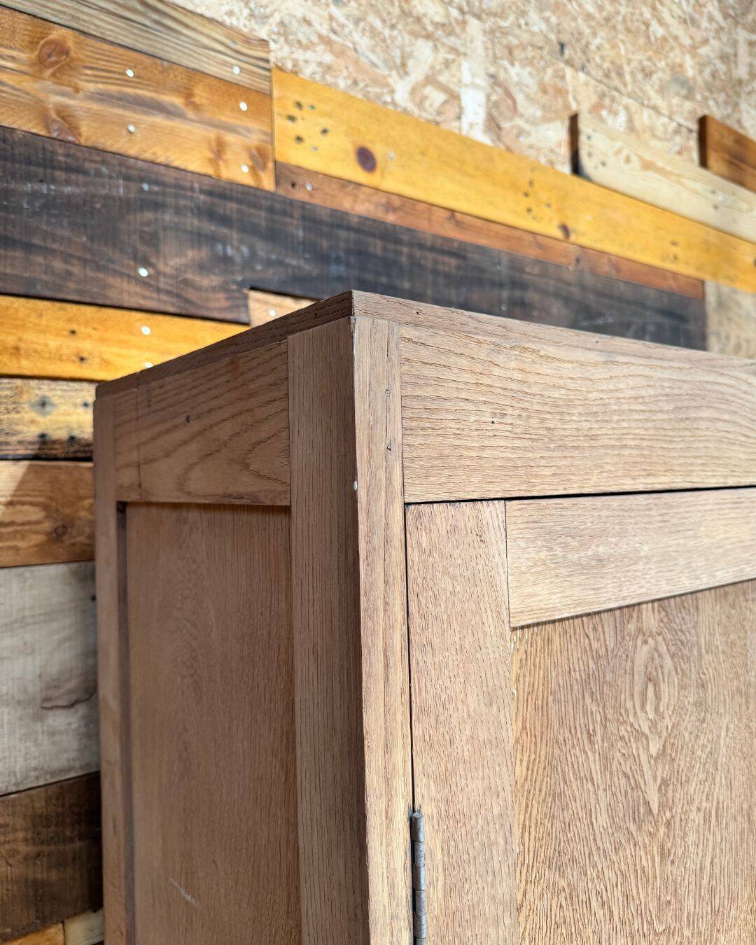 Armoire parisienne en chêne