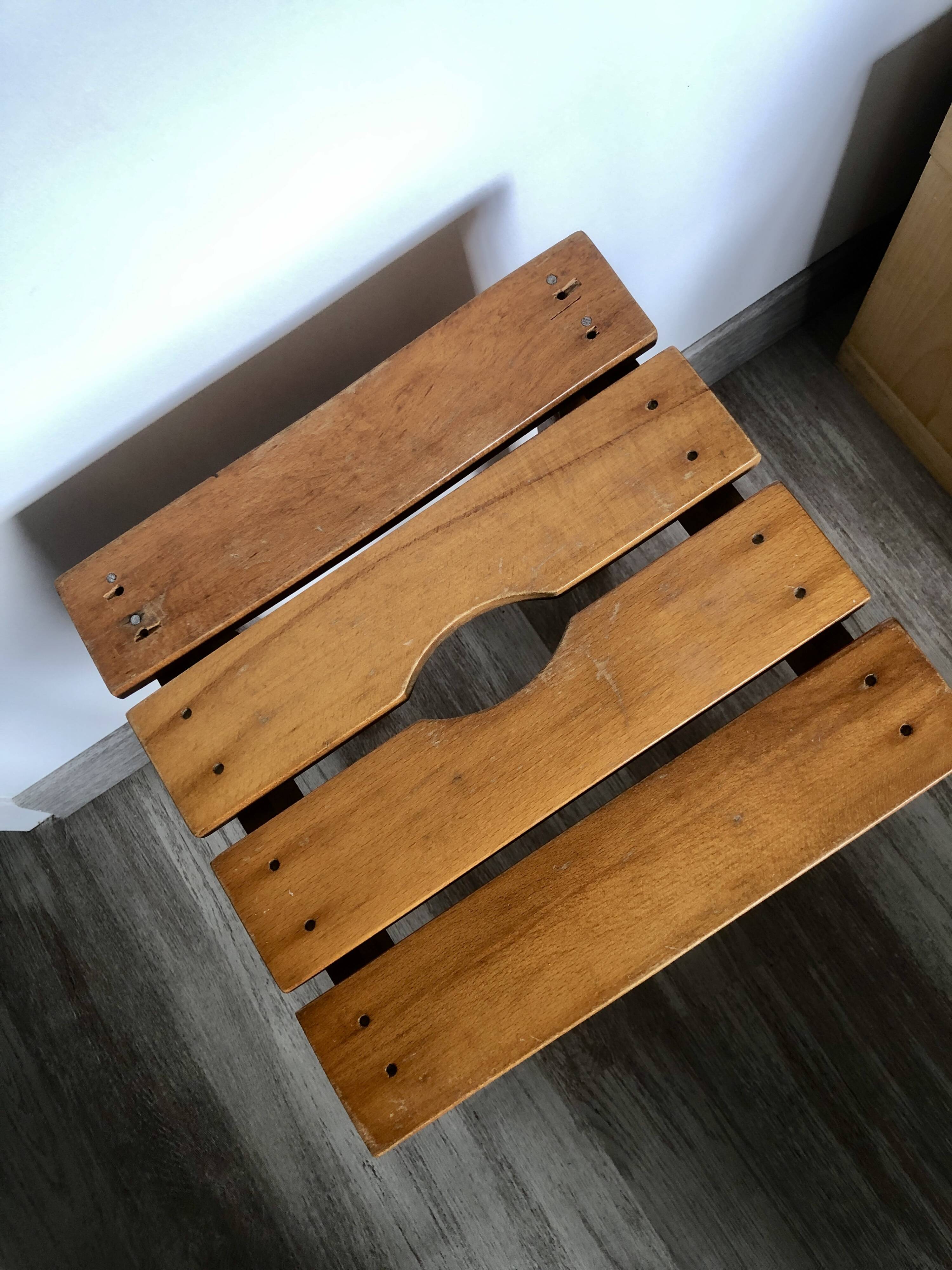 Tabouret vintage en bois