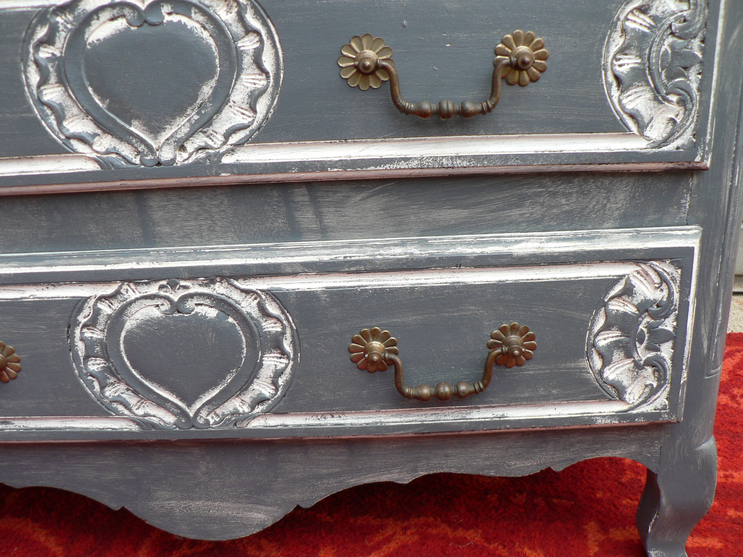 Dresser vintage patina