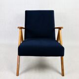 Fauteuil vintage en velours bleu marine Var, années 1970