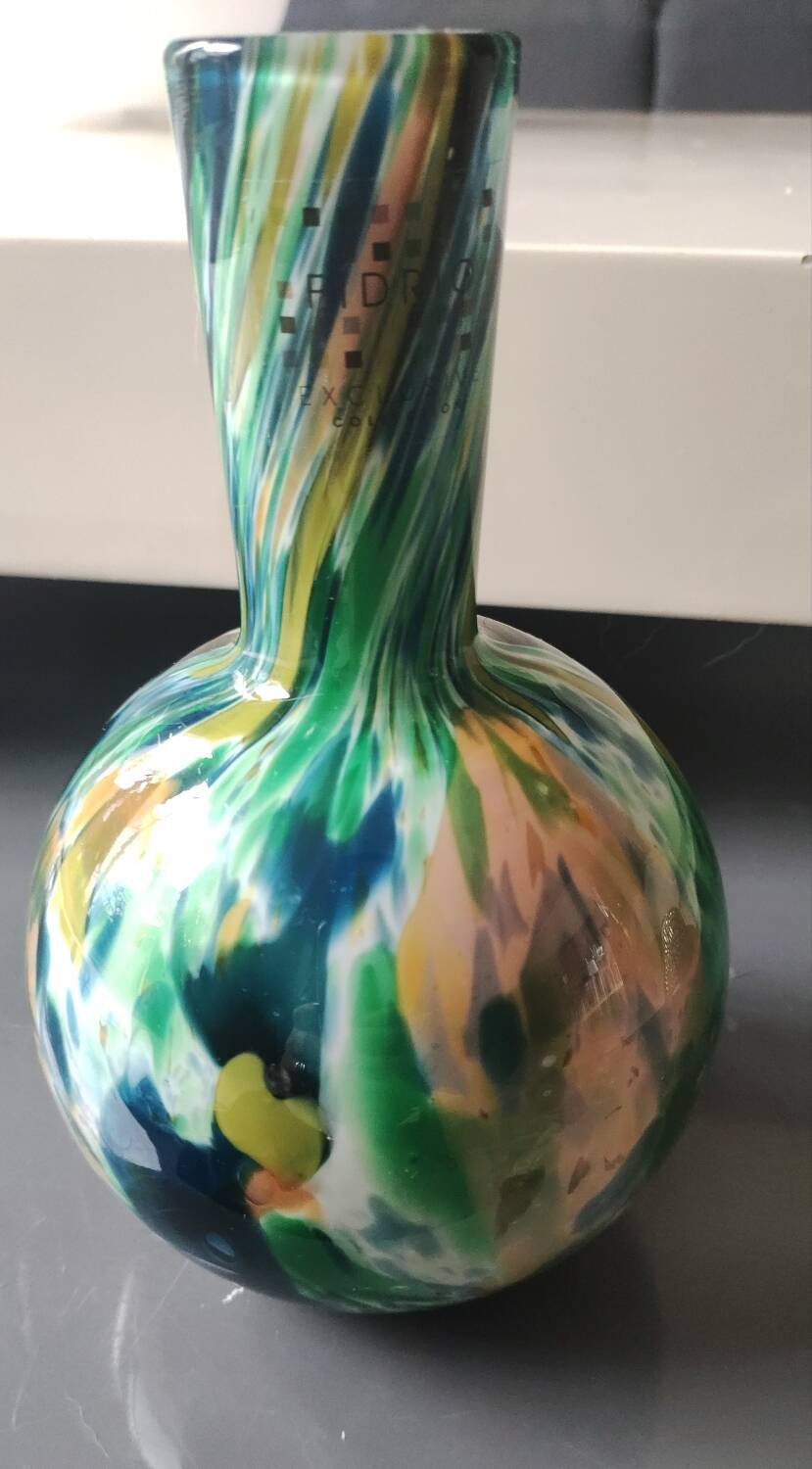 Fidrio Fiesta Globe/Ball Design Vase. Speckled