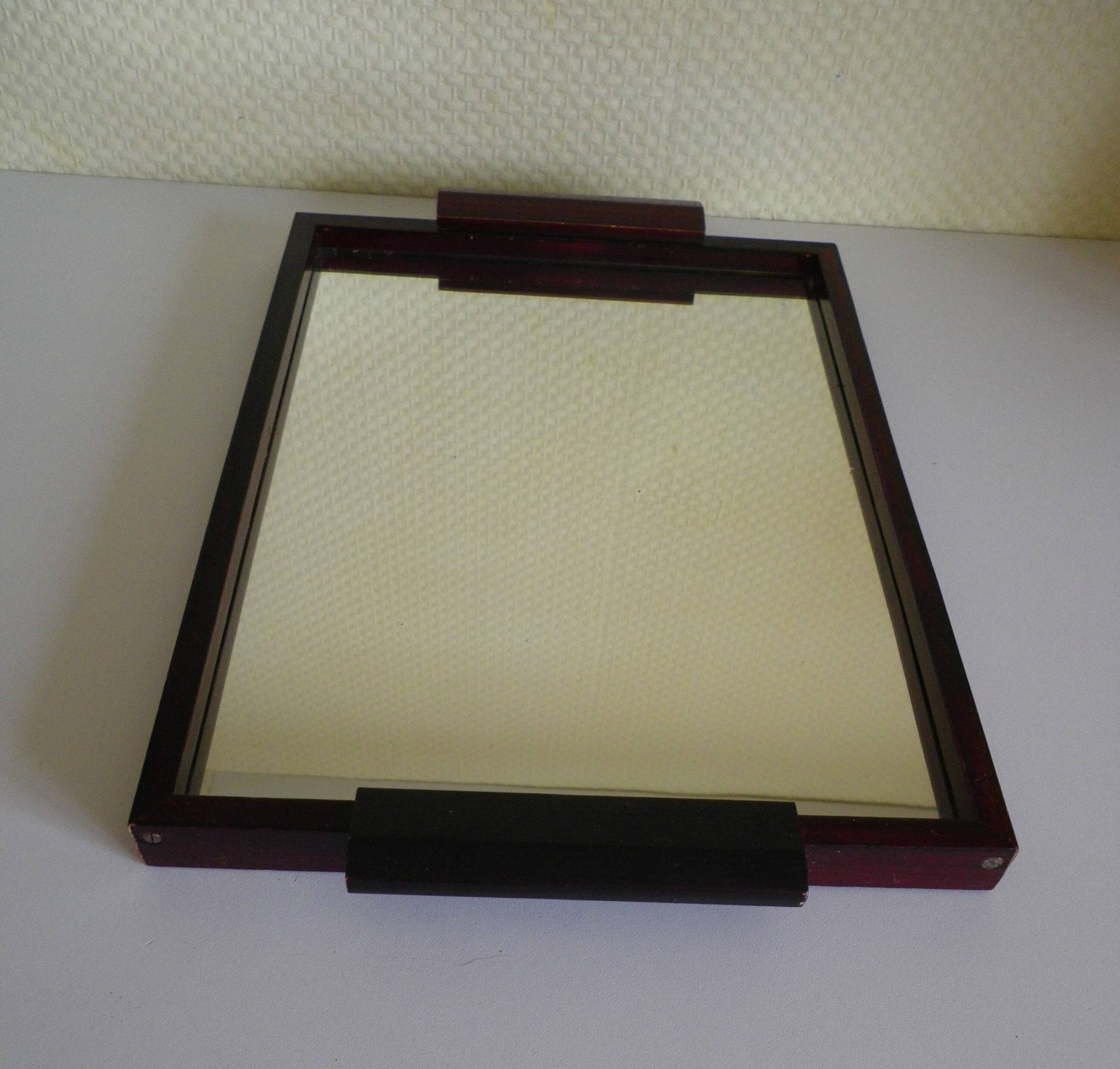 Serving tray with mirror