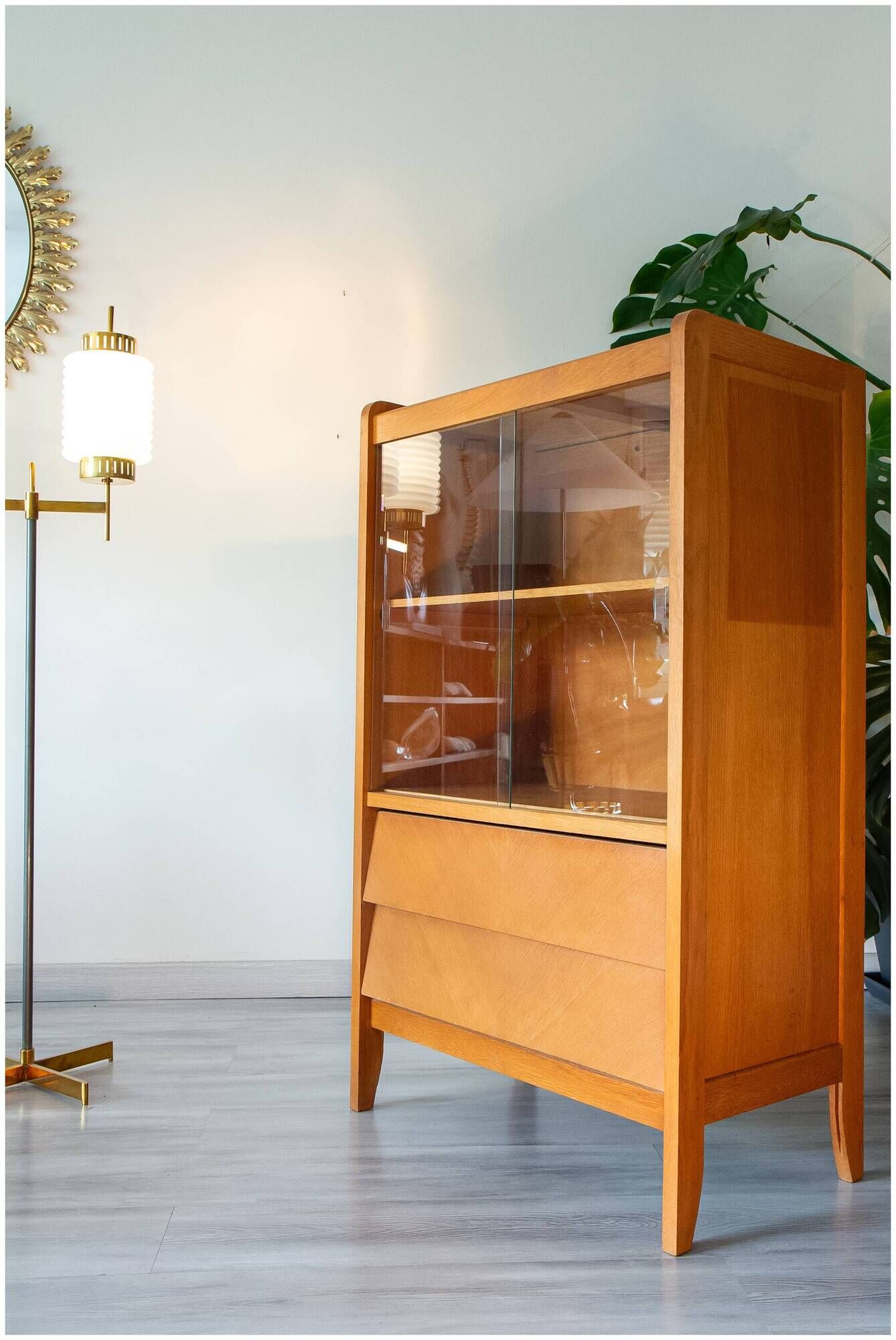 Display cabinet and storage 1950-60