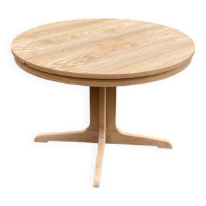 Table à manger scandinave - central