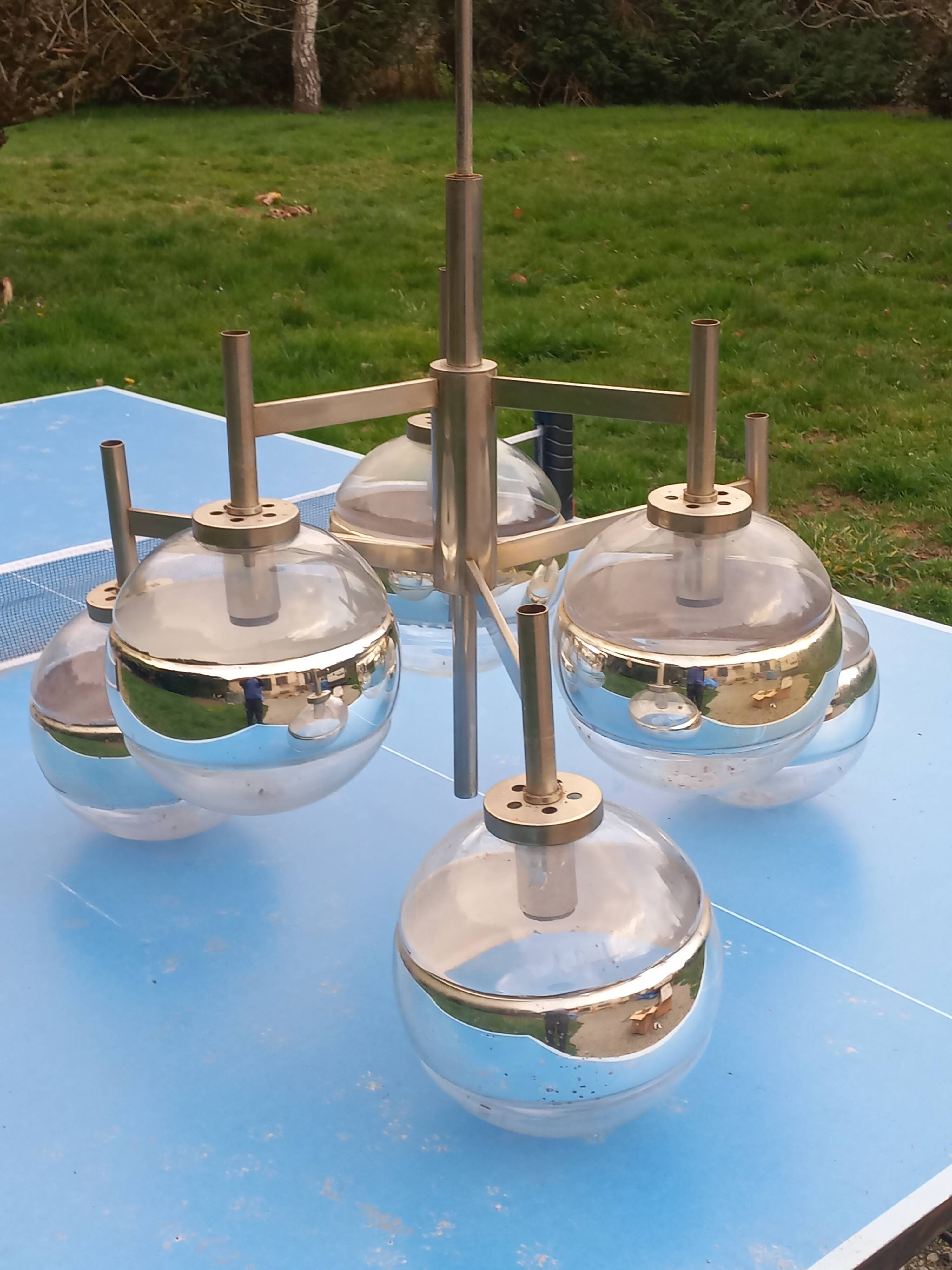 Space age design chandelier from the 70s