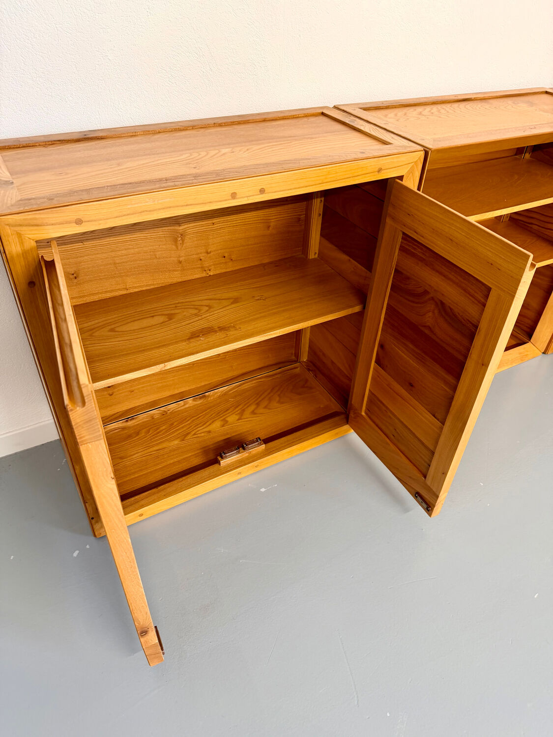 Modular sideboard Ateliers Chauvin solid wood design 70s
