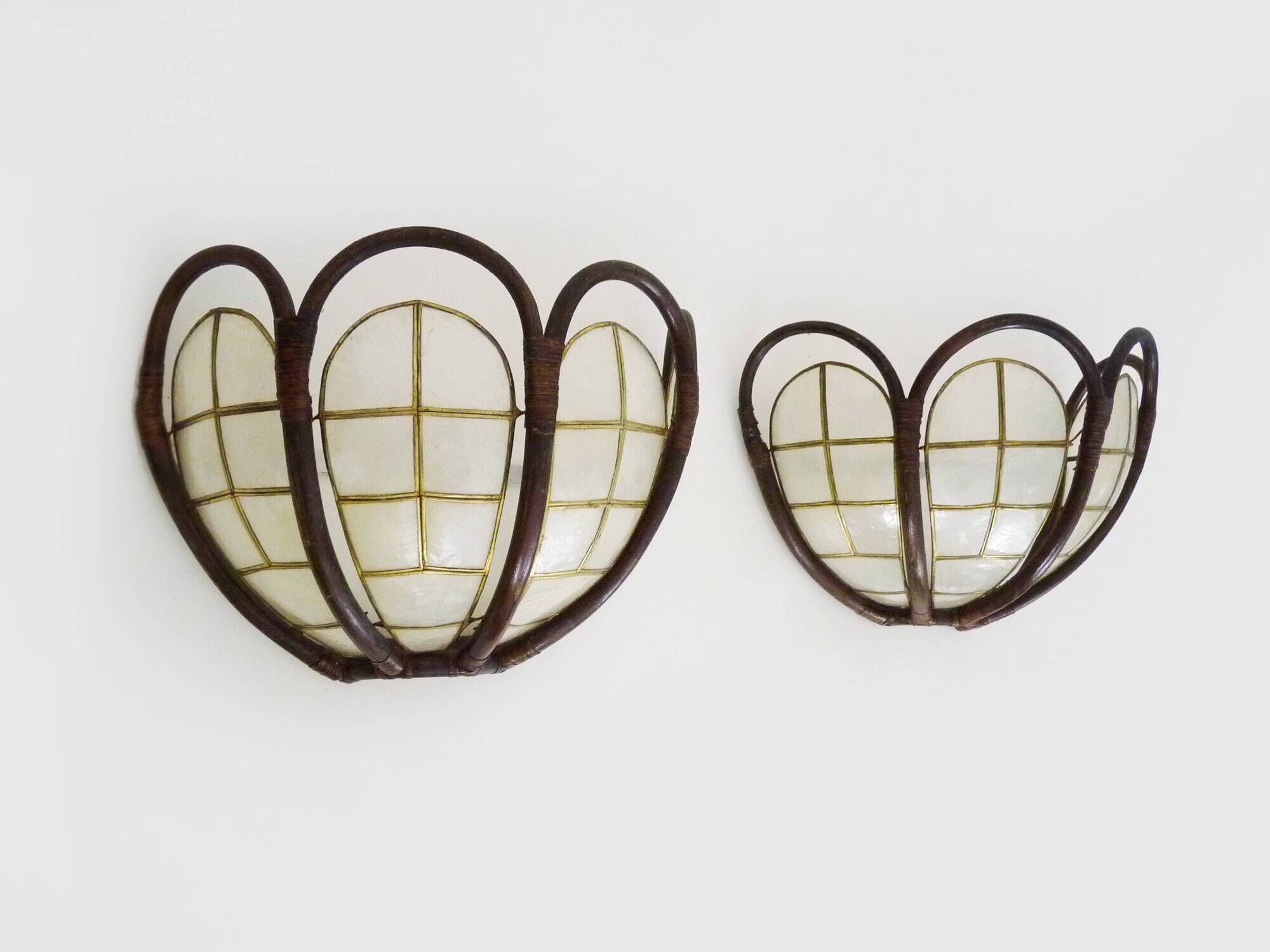 Pair of rattan and mother-of-pearl wall lights from the 50s and 60s