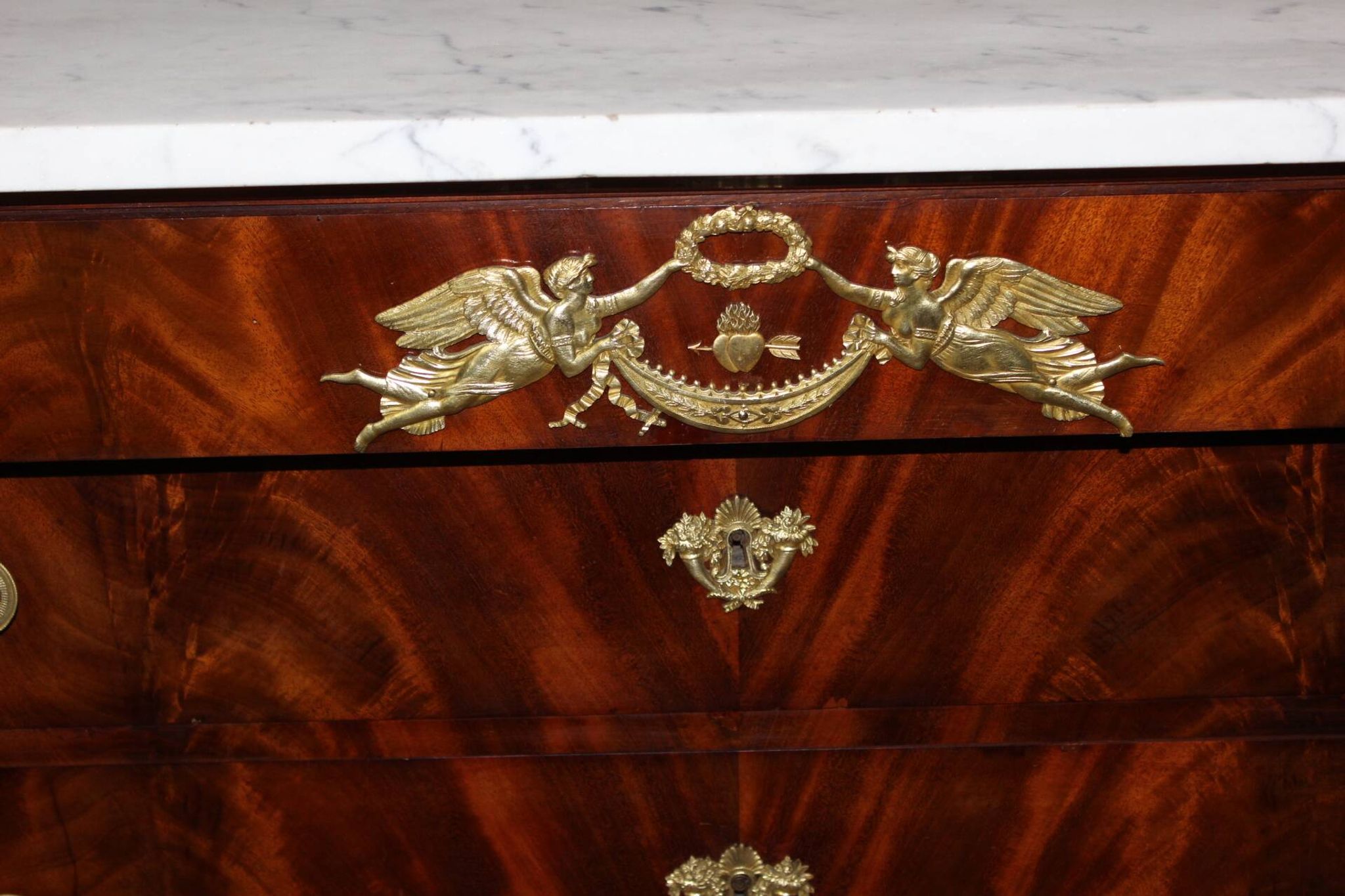 Empire-style mahogany chest of drawers, early 19th century